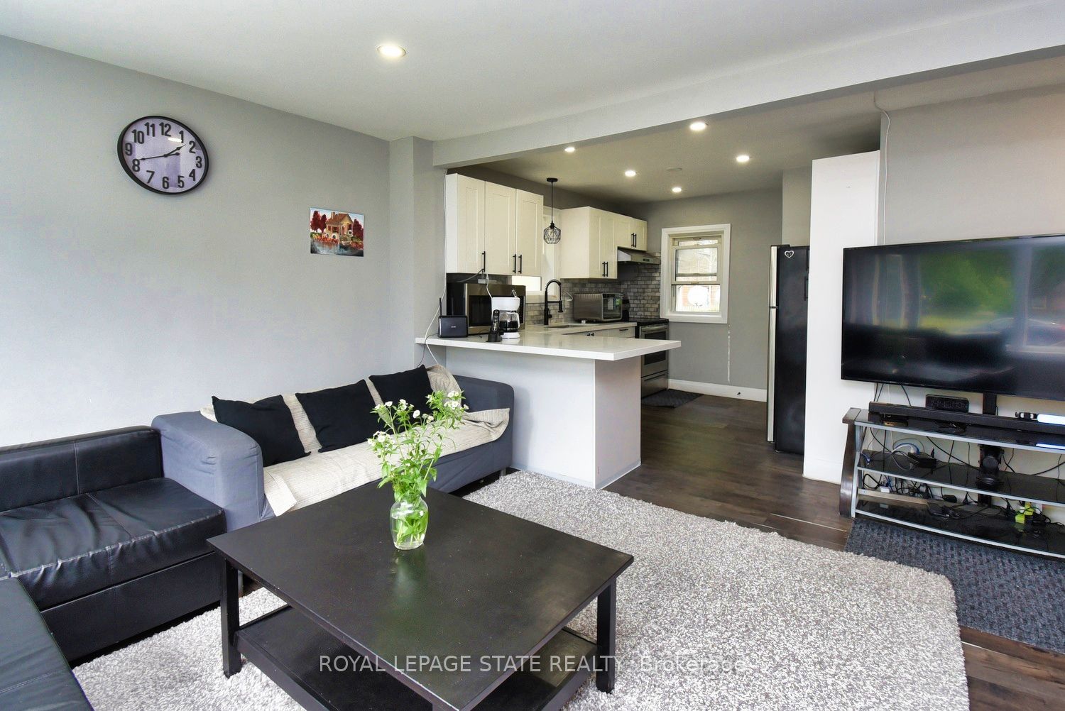 339 Melvin Avenue Property Photo 6