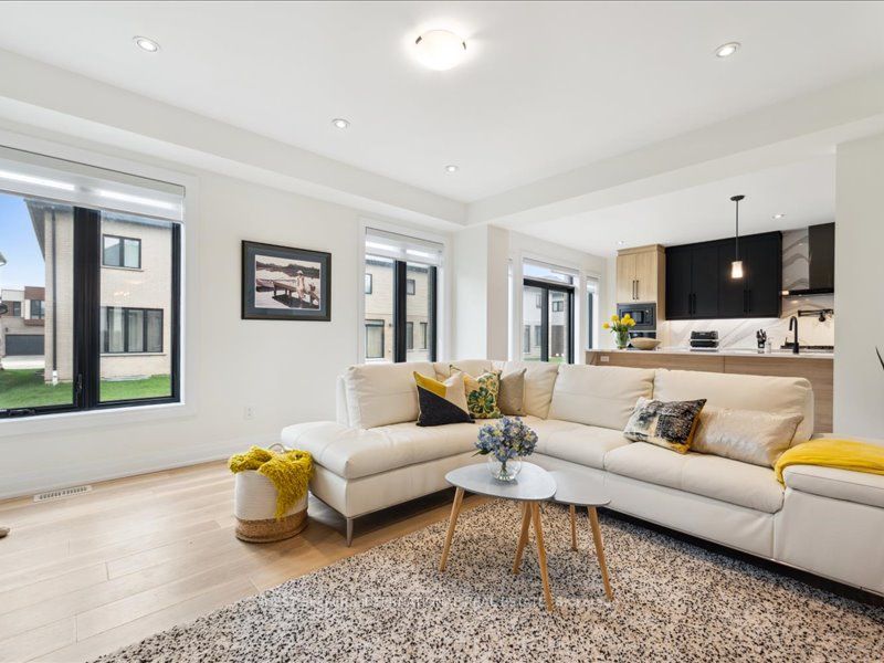 166 Shaded Creek Drive Property Photo 8