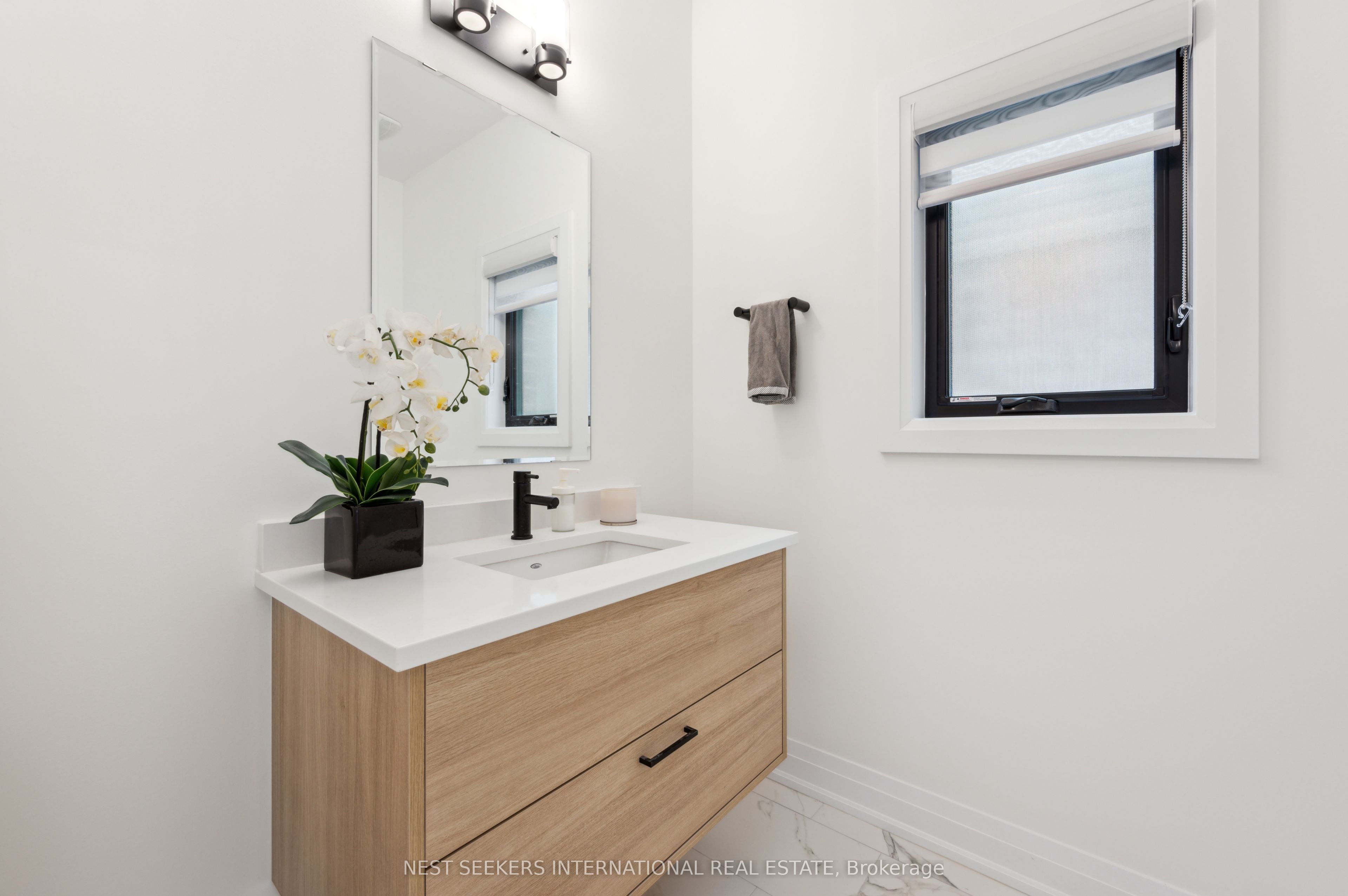 166 Shaded Creek Drive Property Photo 11