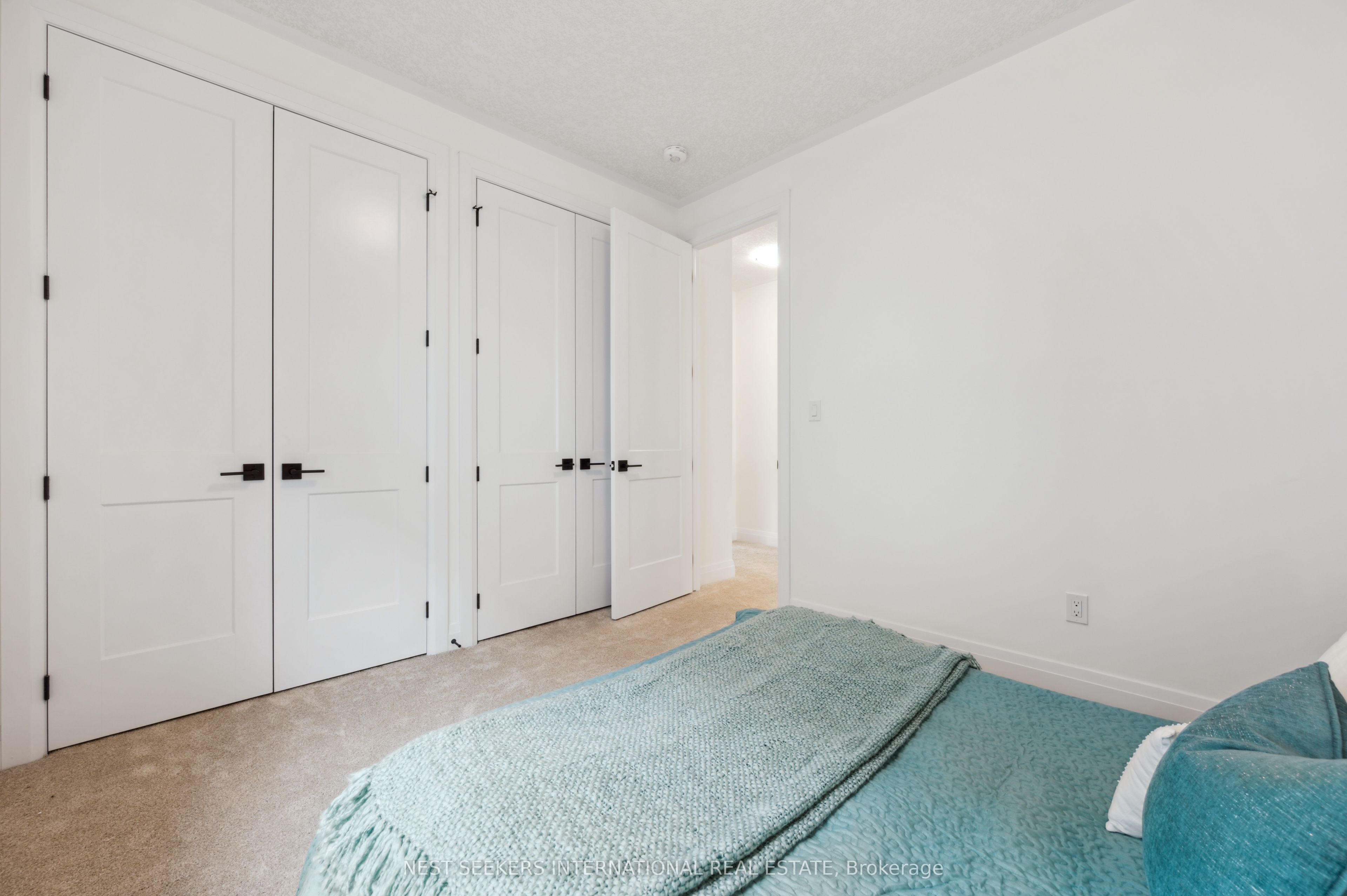 166 Shaded Creek Drive Property Photo 16