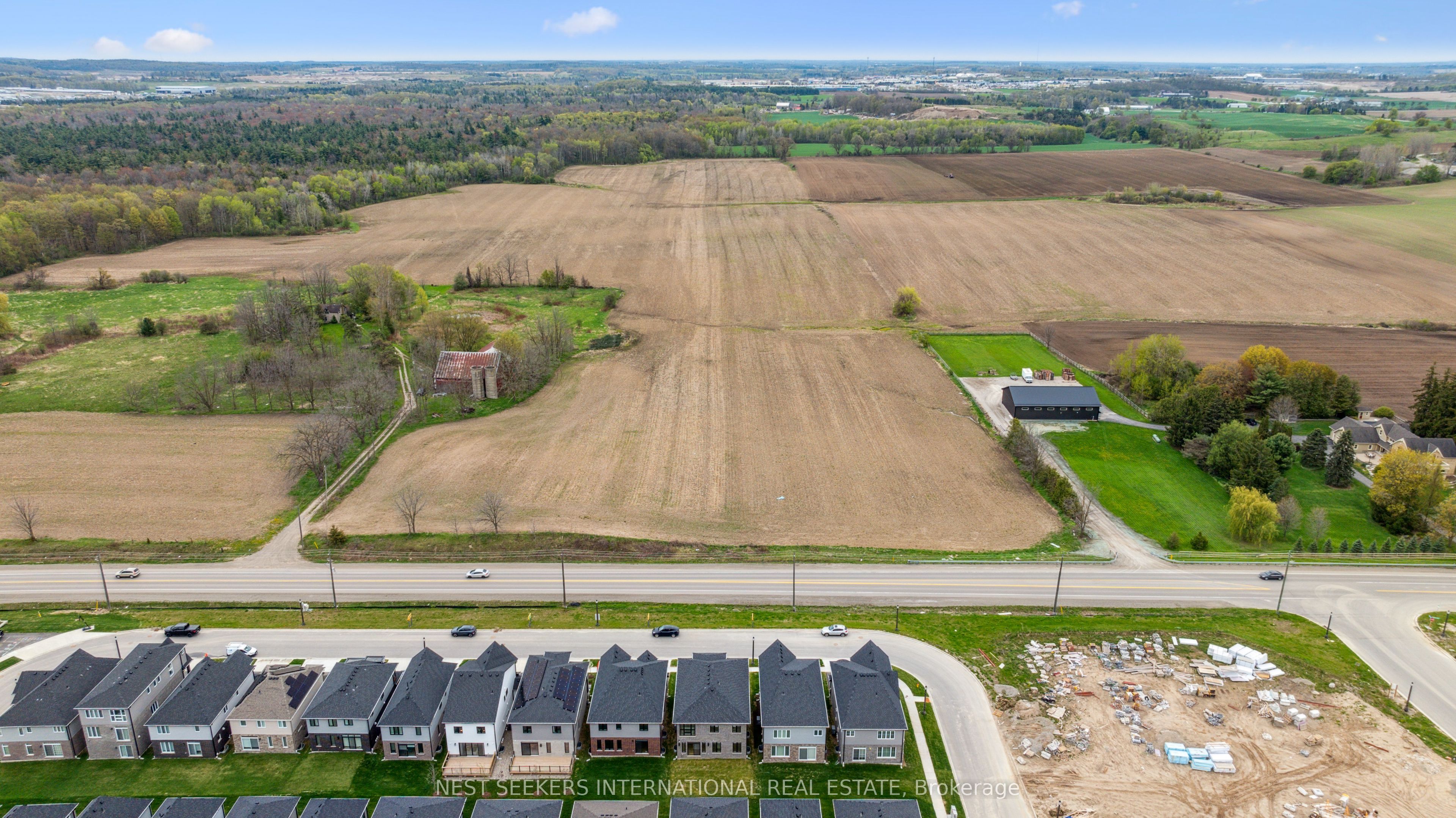 166 Shaded Creek Drive Property Photo 32