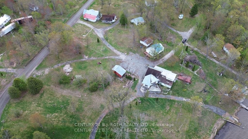 270 Pierre Road Property Photo 8