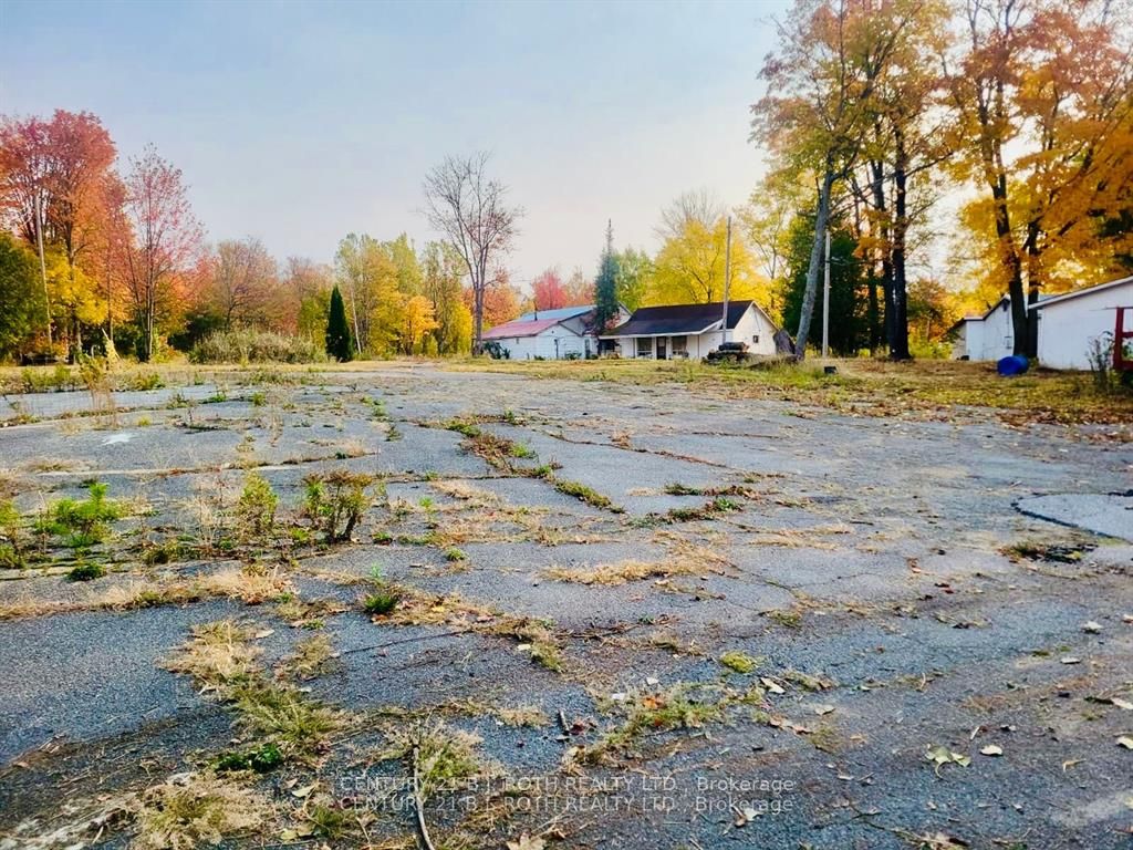 270 Pierre Road Property Photo 10