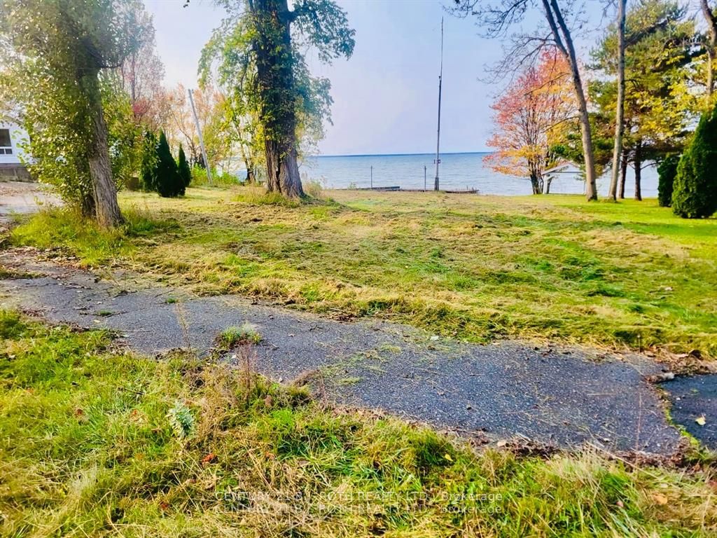 270 Pierre Road Property Photo 18