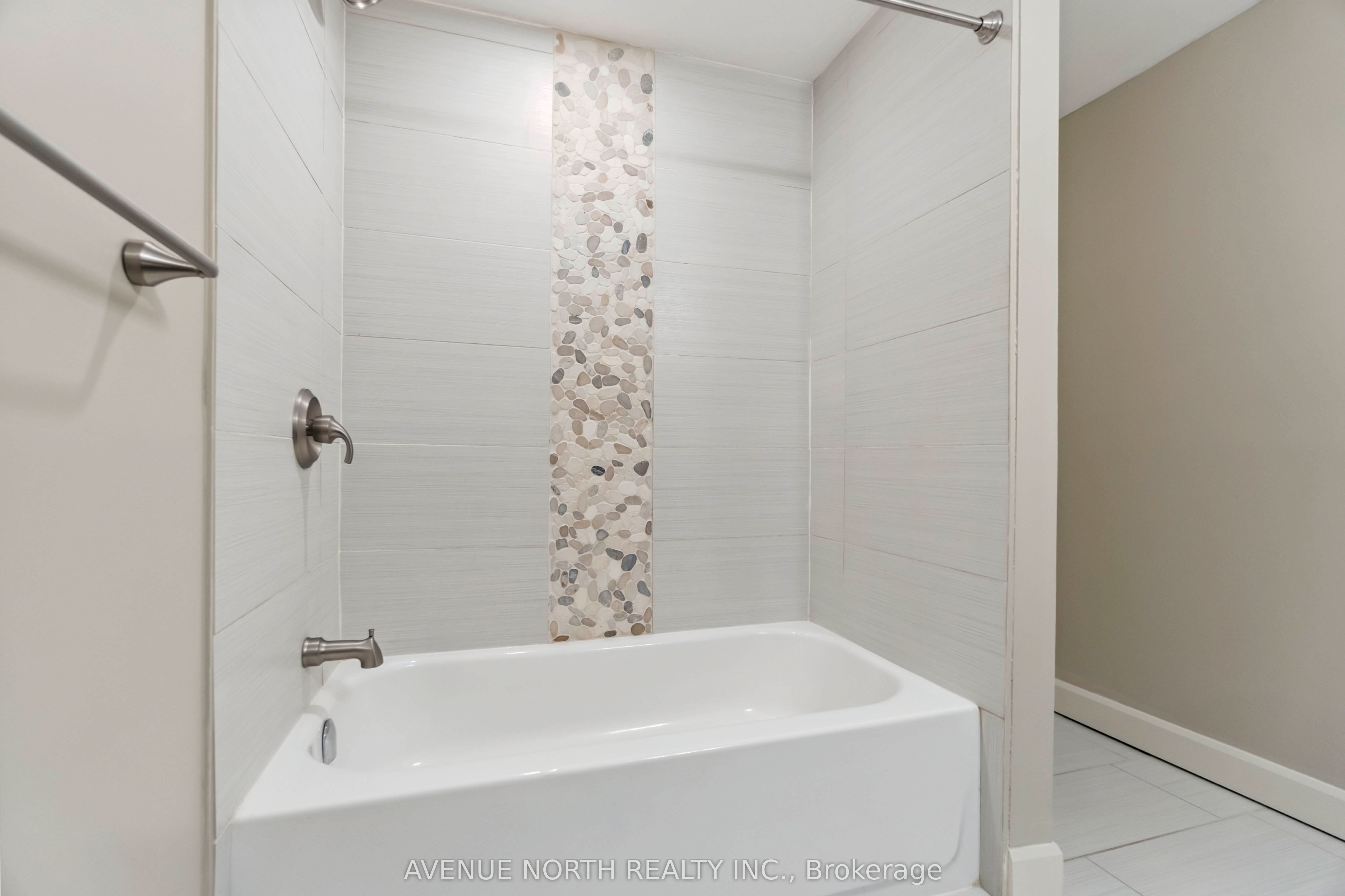 718 Bunchberry Way Property Photo 41