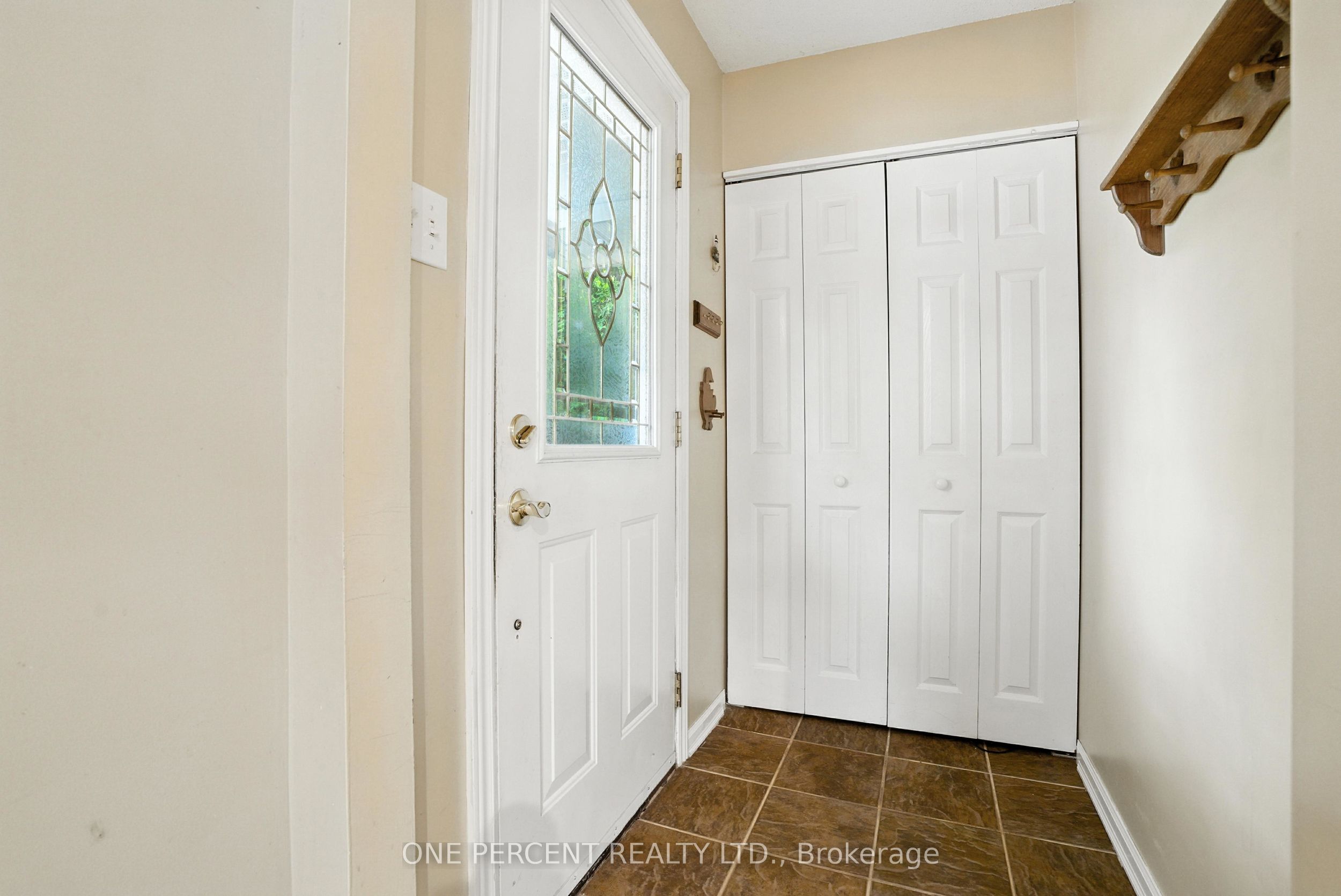 284 Anna Avenue Property Photo 3