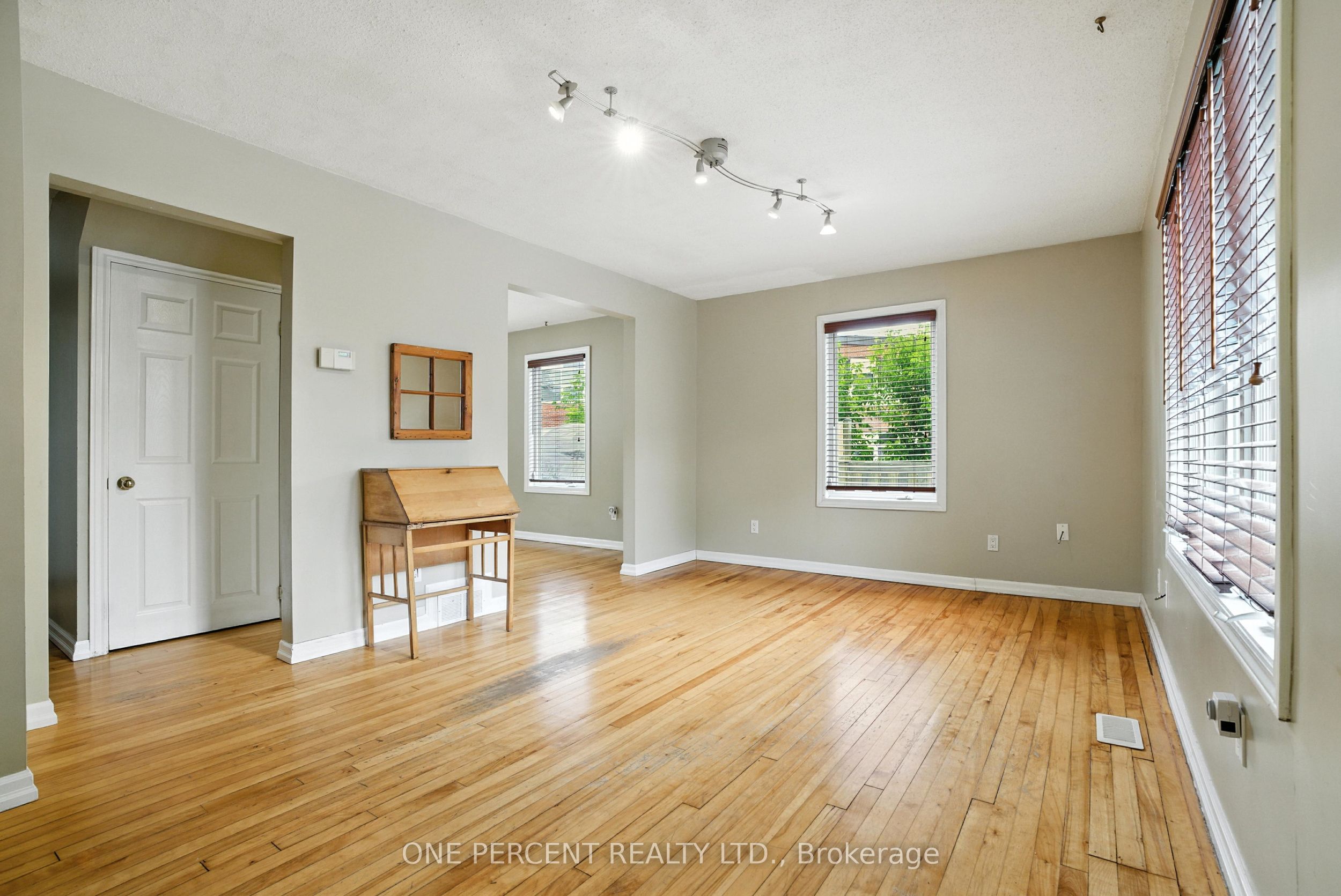 284 Anna Avenue Property Photo 4