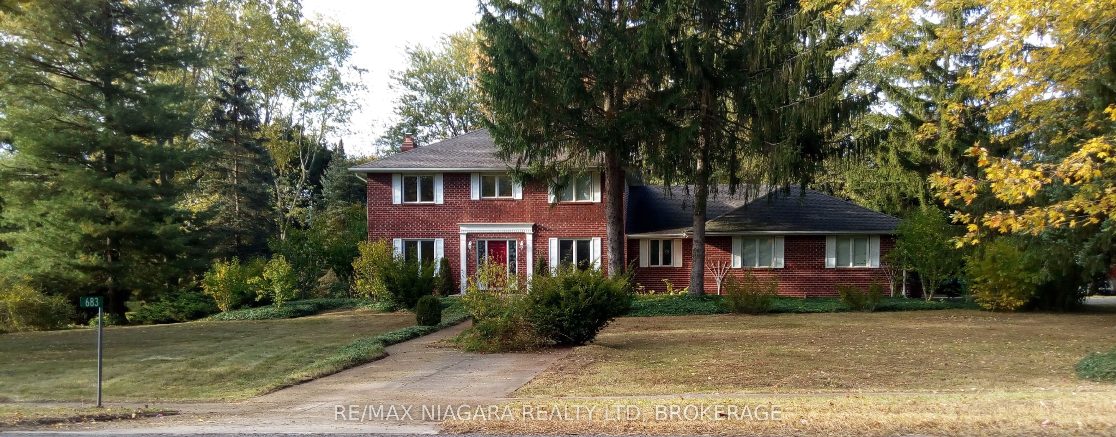 683 Canboro Road Property Photo 1