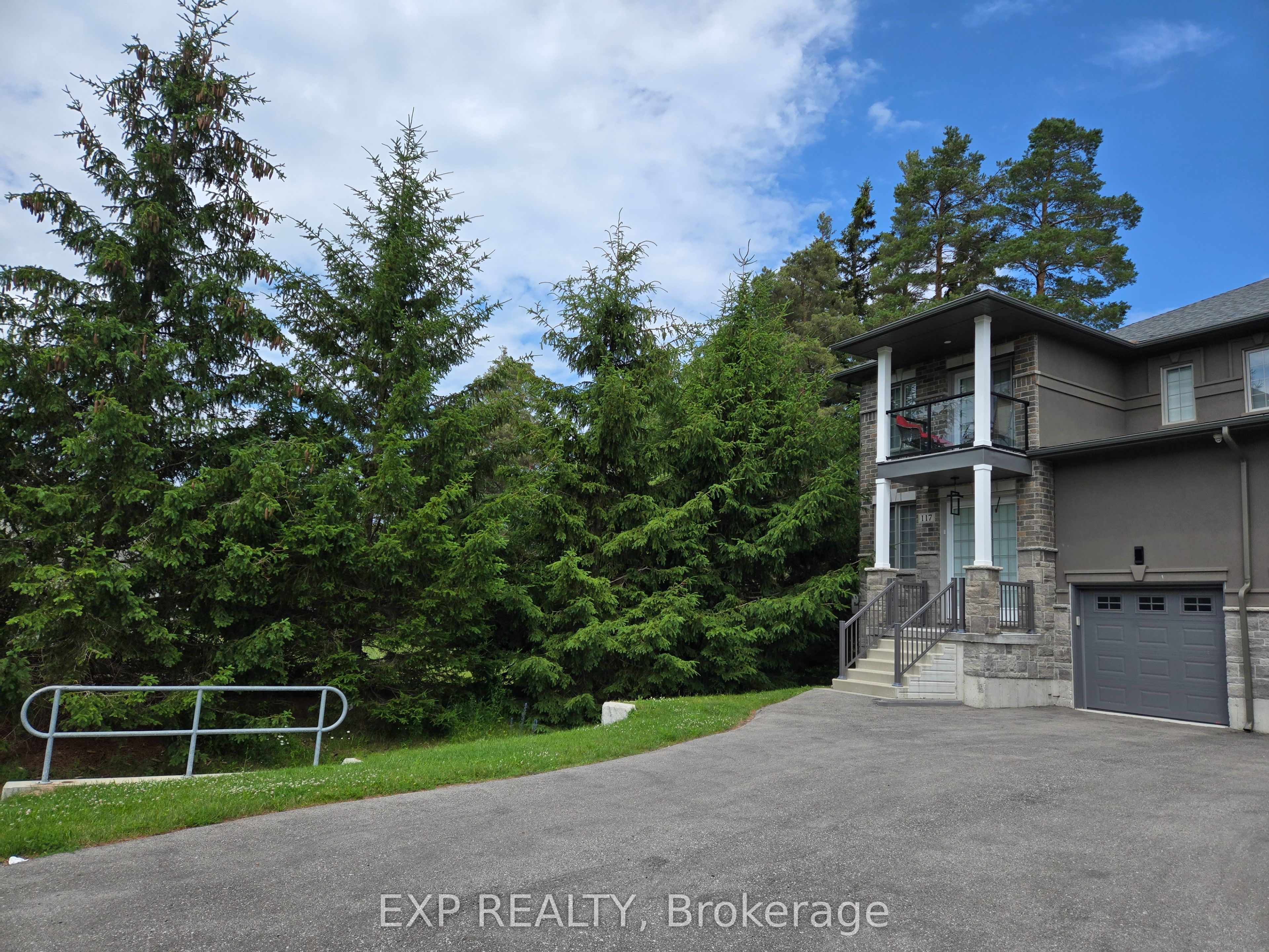 117 Delphi Court Property Photo 2