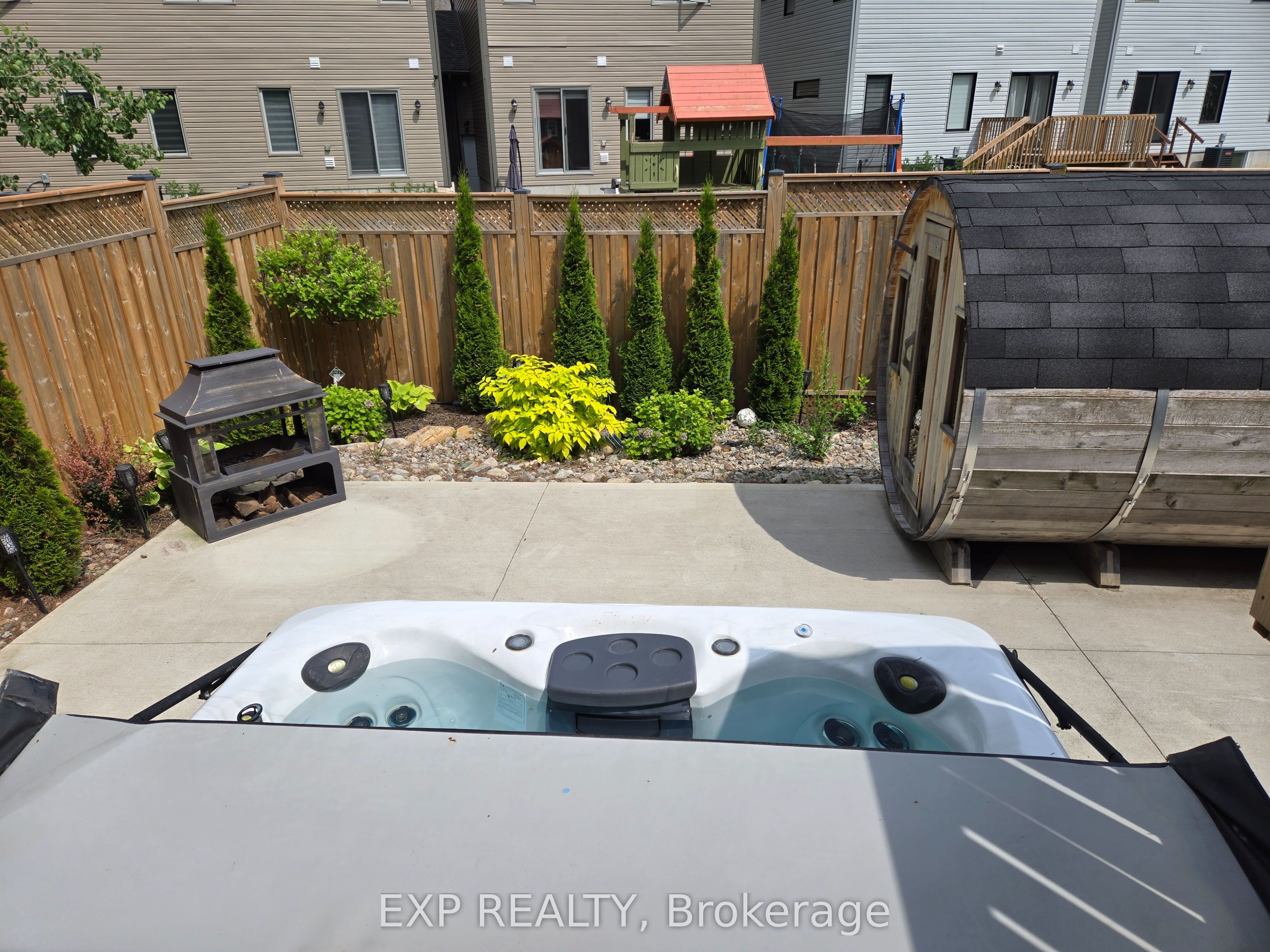 117 Delphi Court Property Photo 9