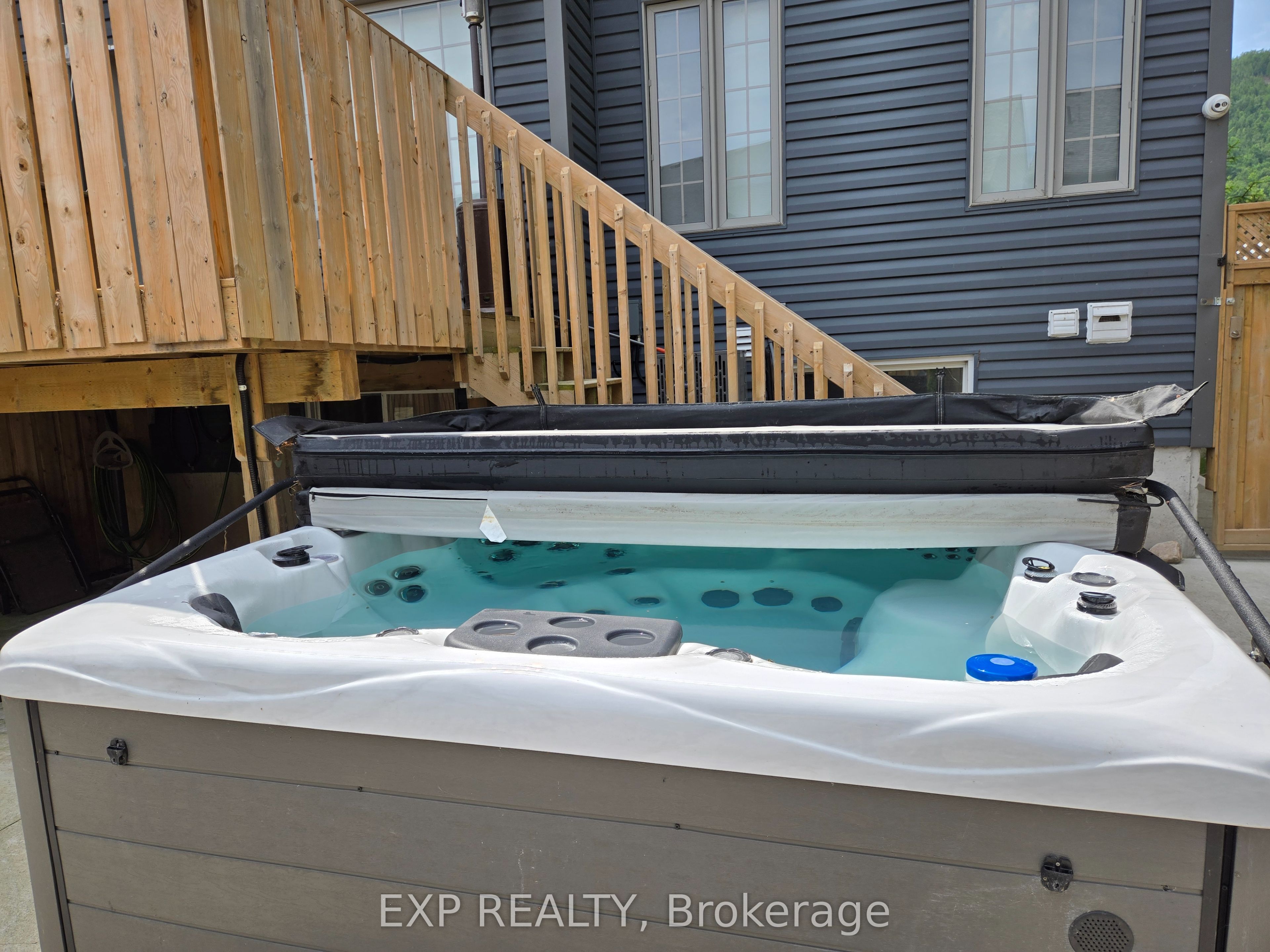 117 Delphi Court Property Photo 10