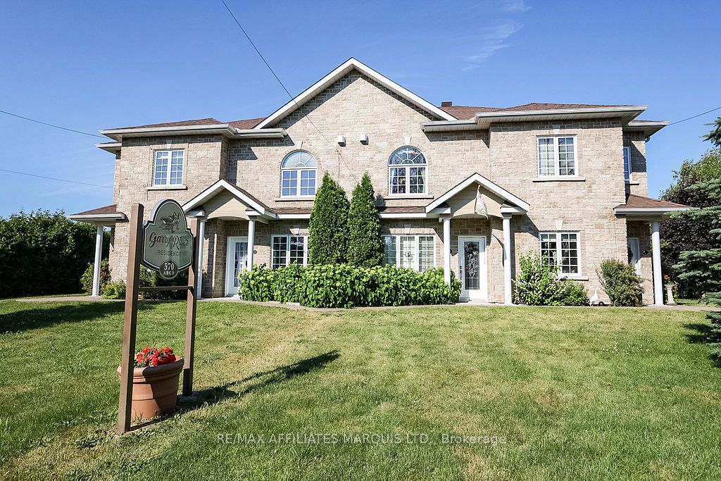 570 West Boundary Road Property Photo 1