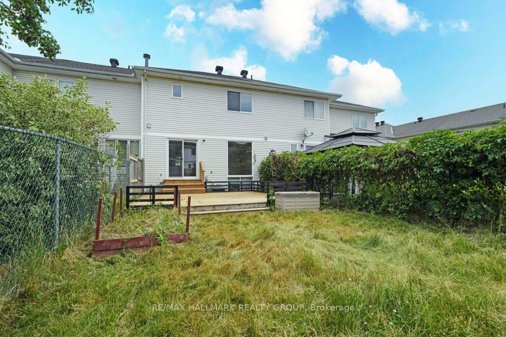 1429 Lynx Crescent Property Photo 36