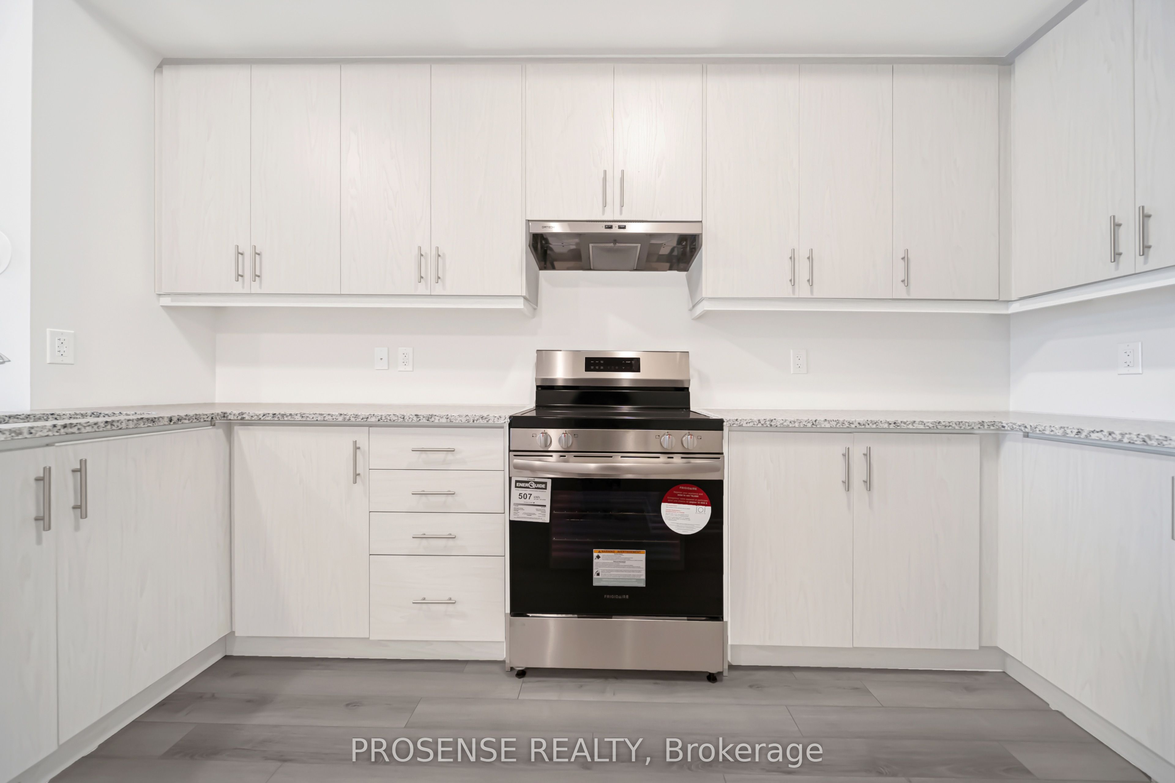 677 Park Road N 124 Property Photo 7