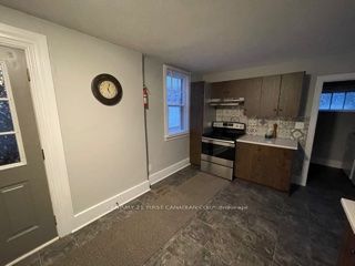 204 Selkirk Street Property Photo 9