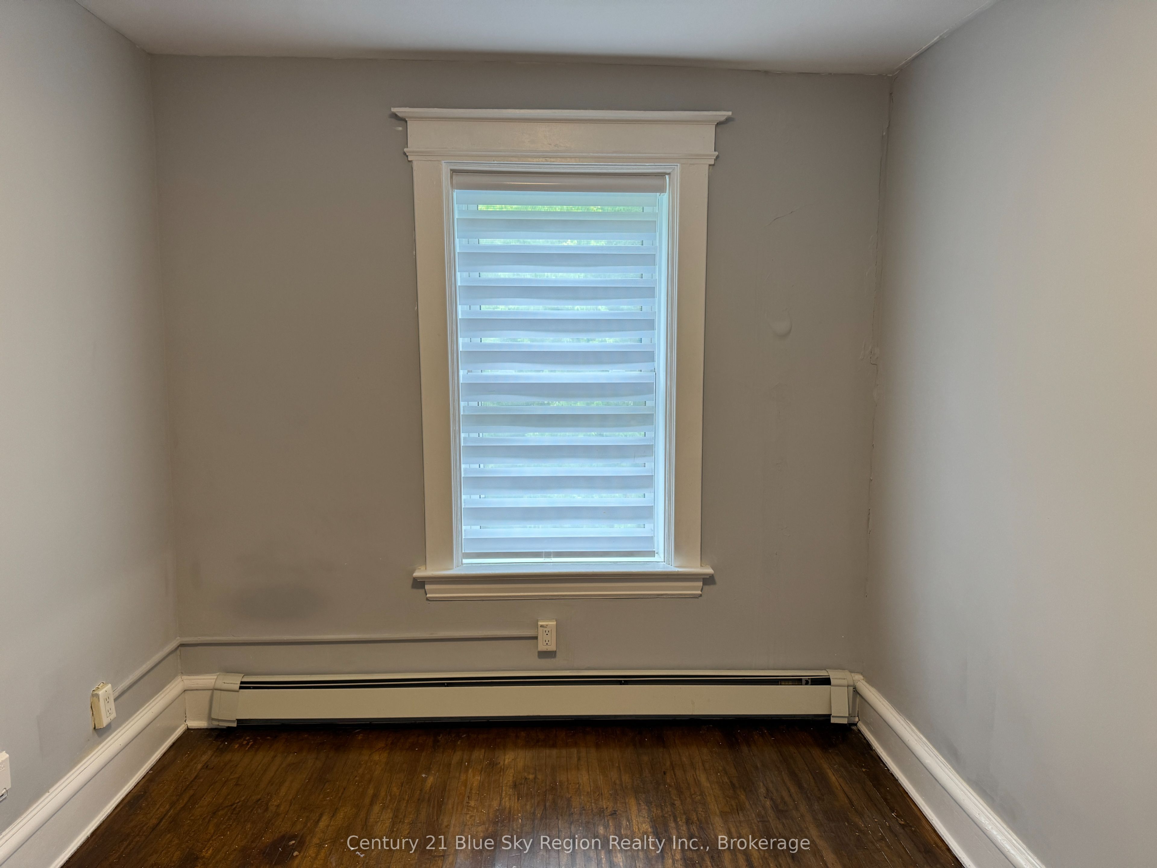 136 Second Avenue E Property Photo 11