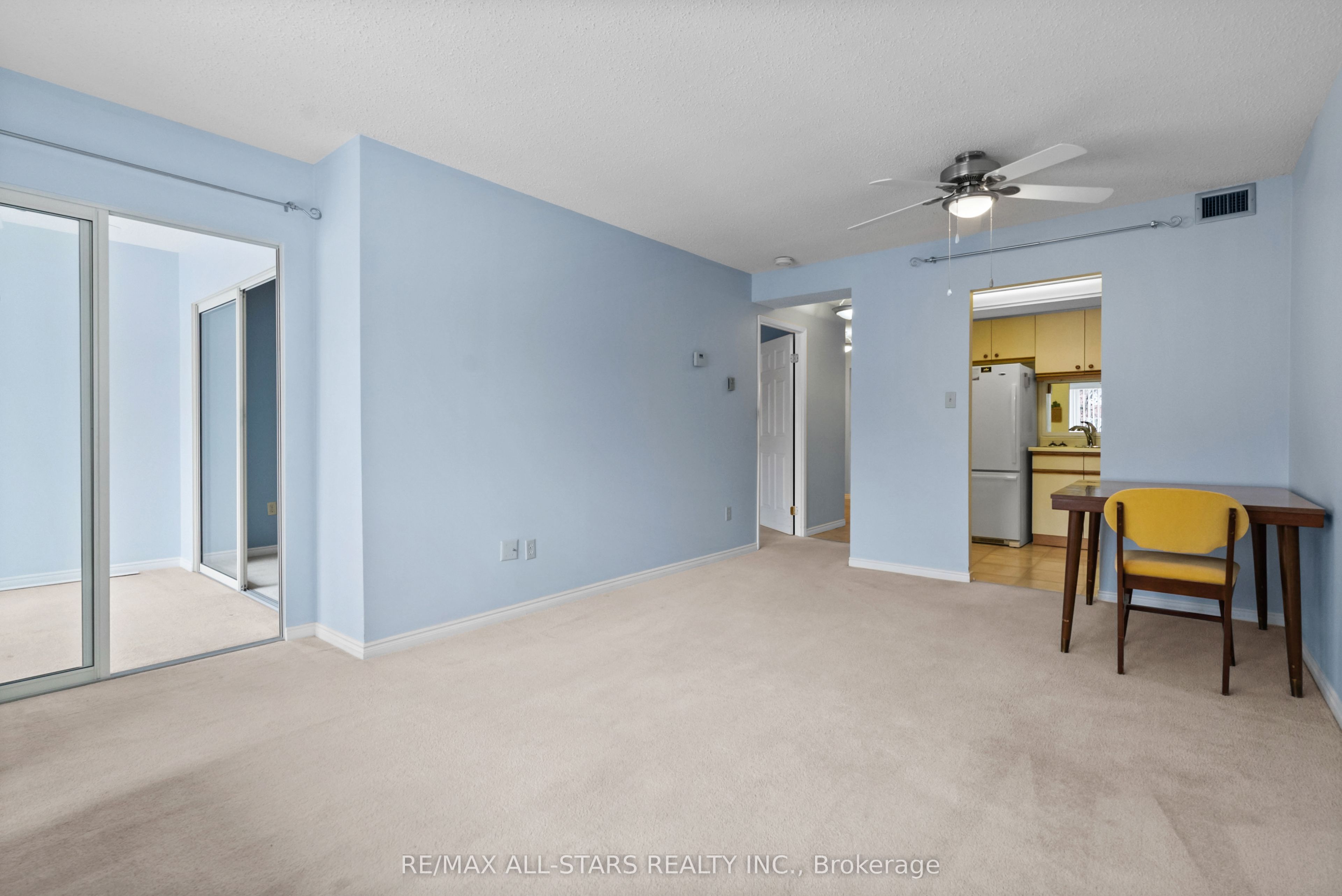 2 Heritage Way 208 Property Photo 8