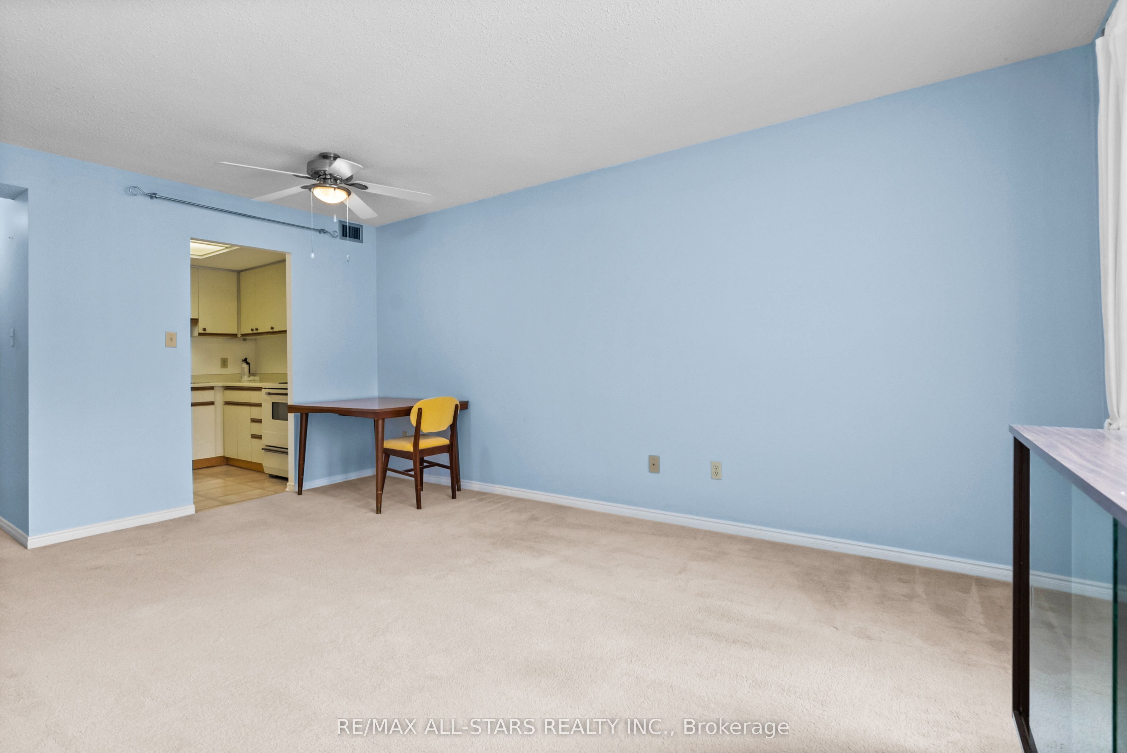 2 Heritage Way 208 Property Photo 9