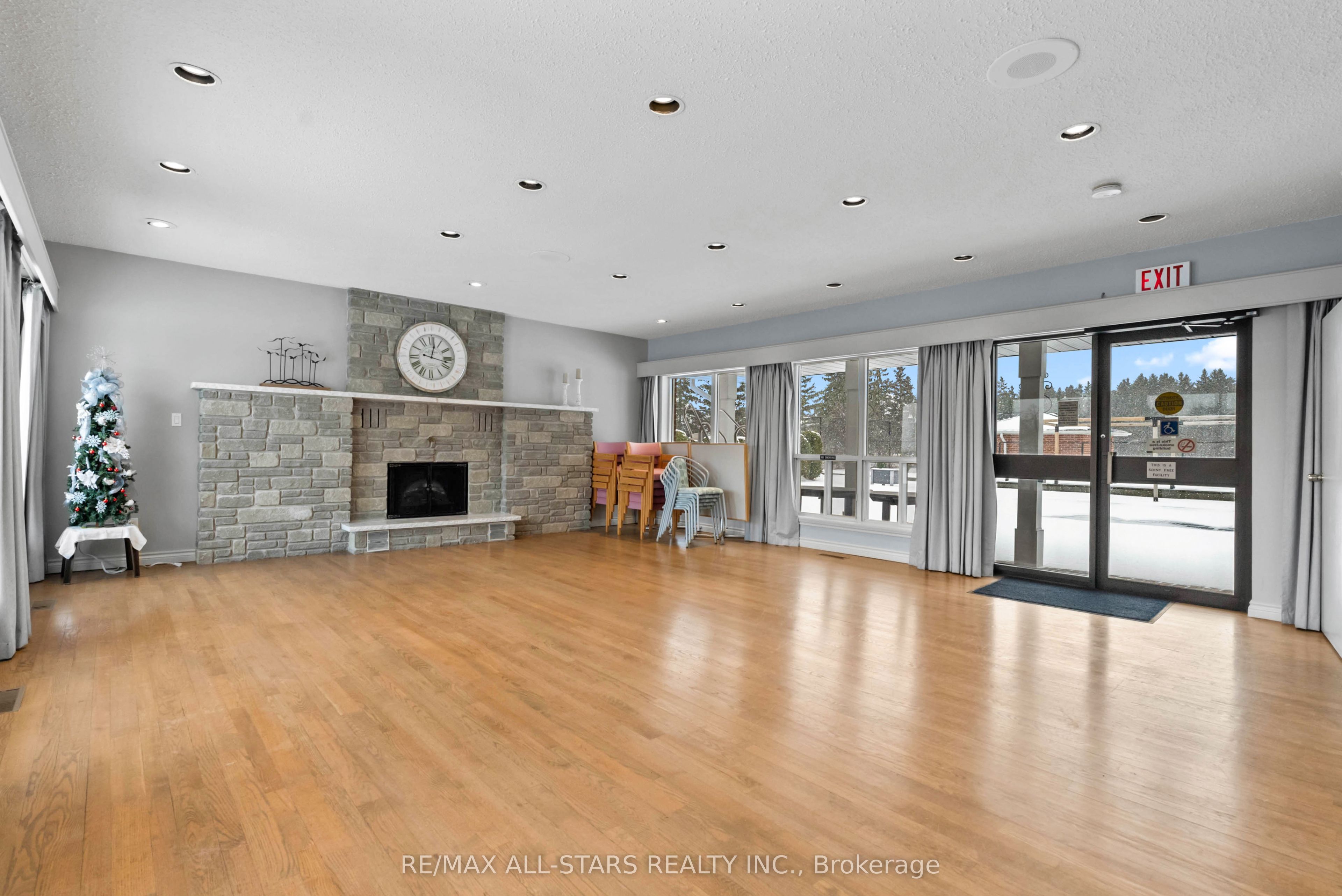 2 Heritage Way 208 Property Photo 28