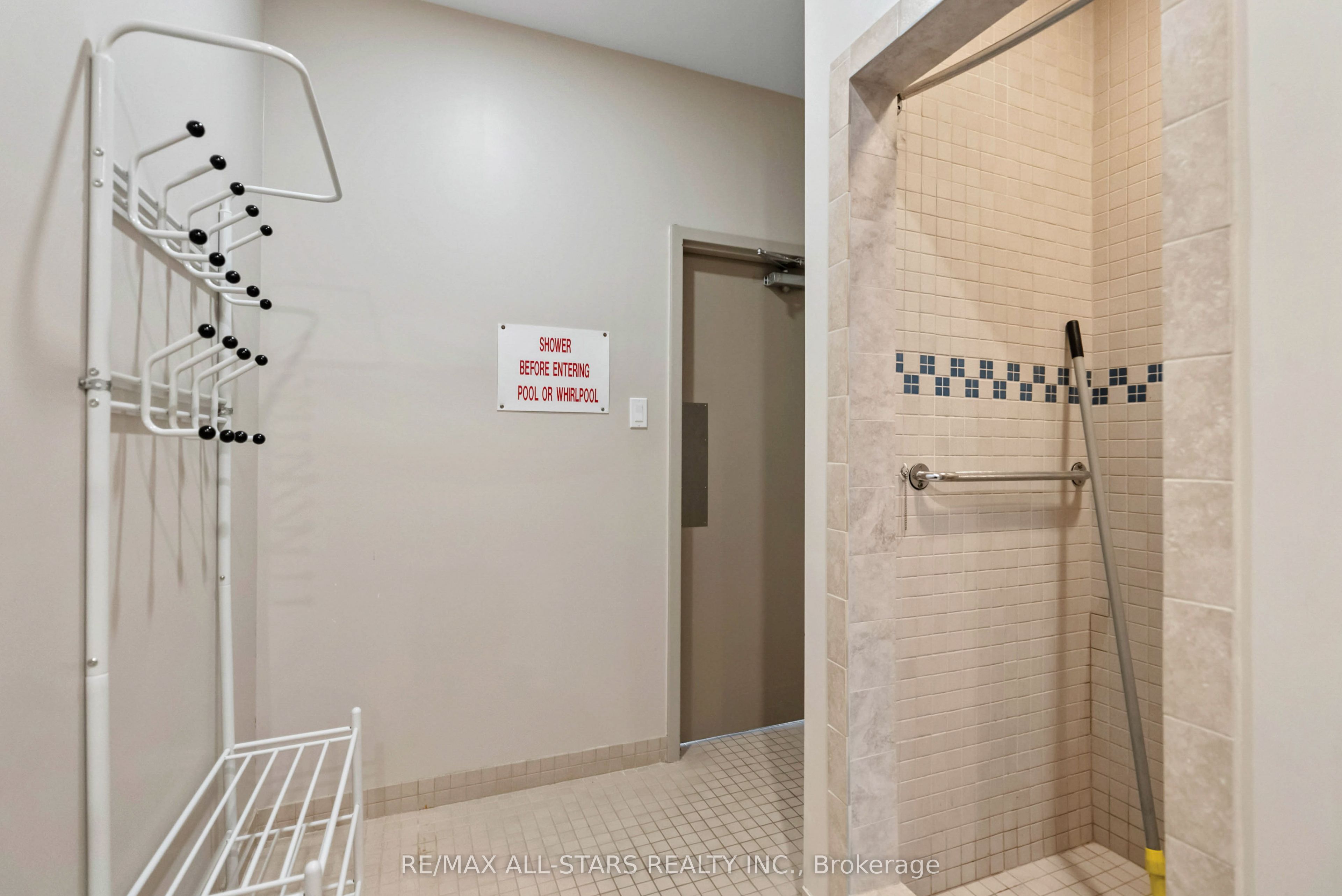 2 Heritage Way 208 Property Photo 32