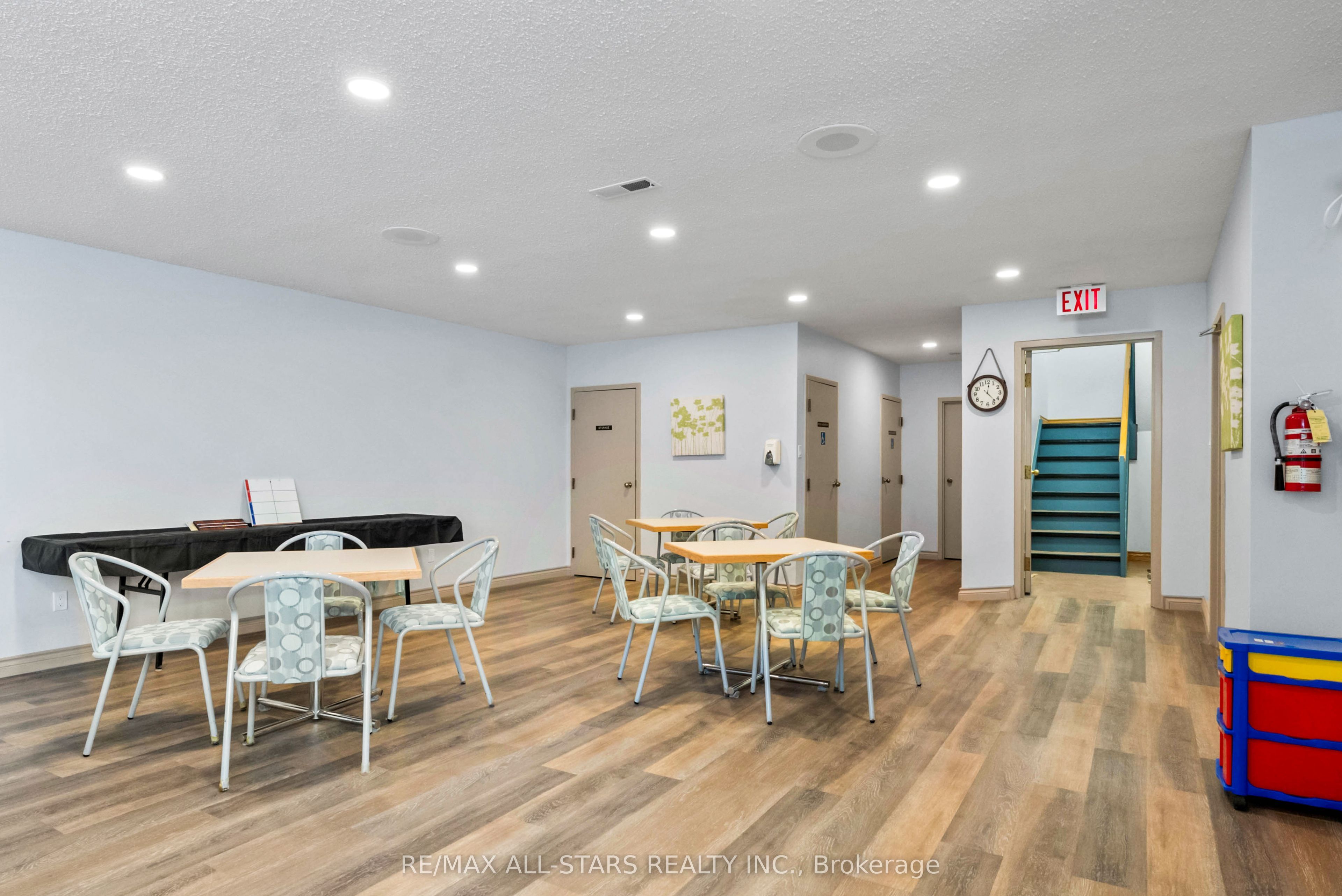 2 Heritage Way 208 Property Photo 35