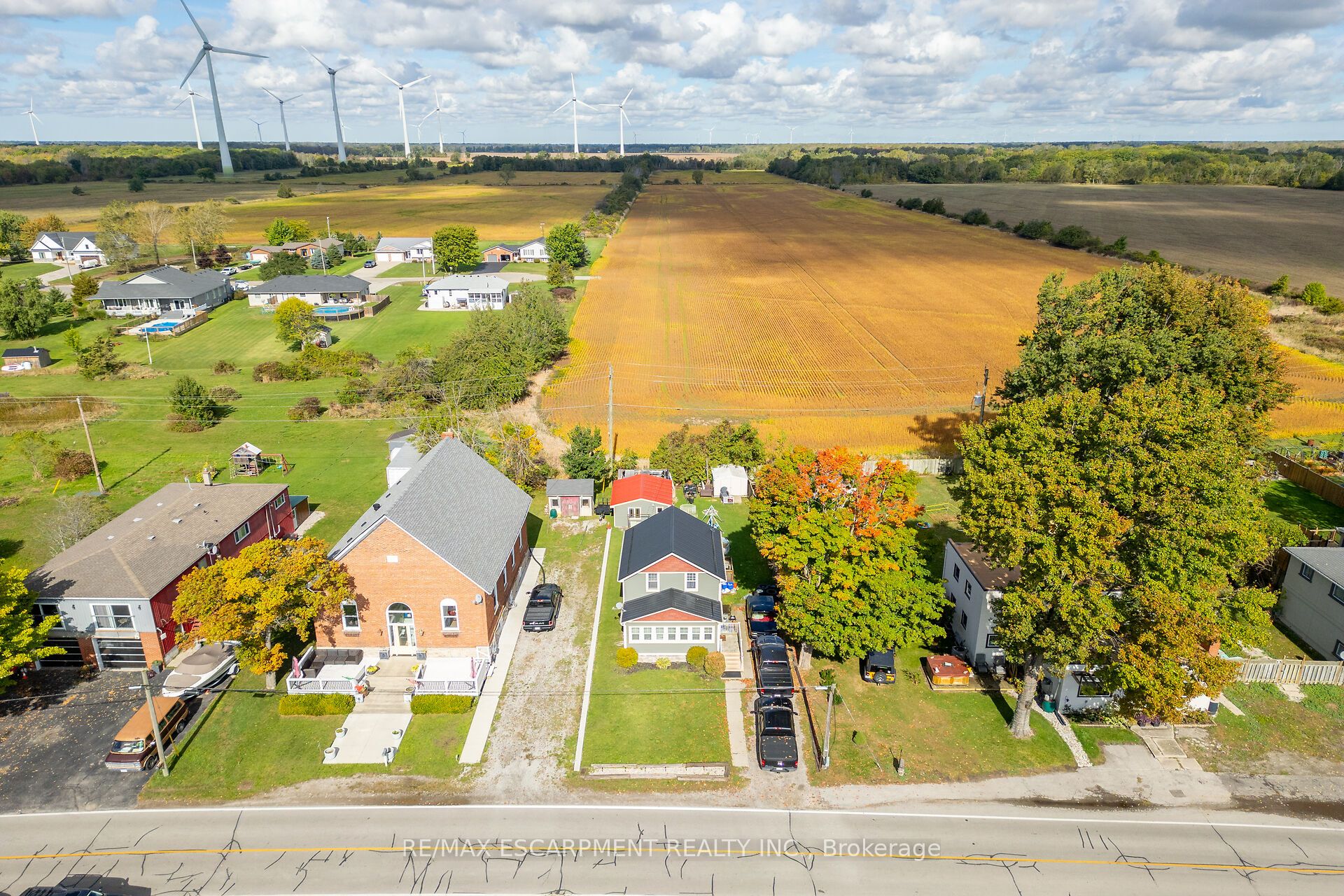 2689 North Shore Drive Property Photo 10