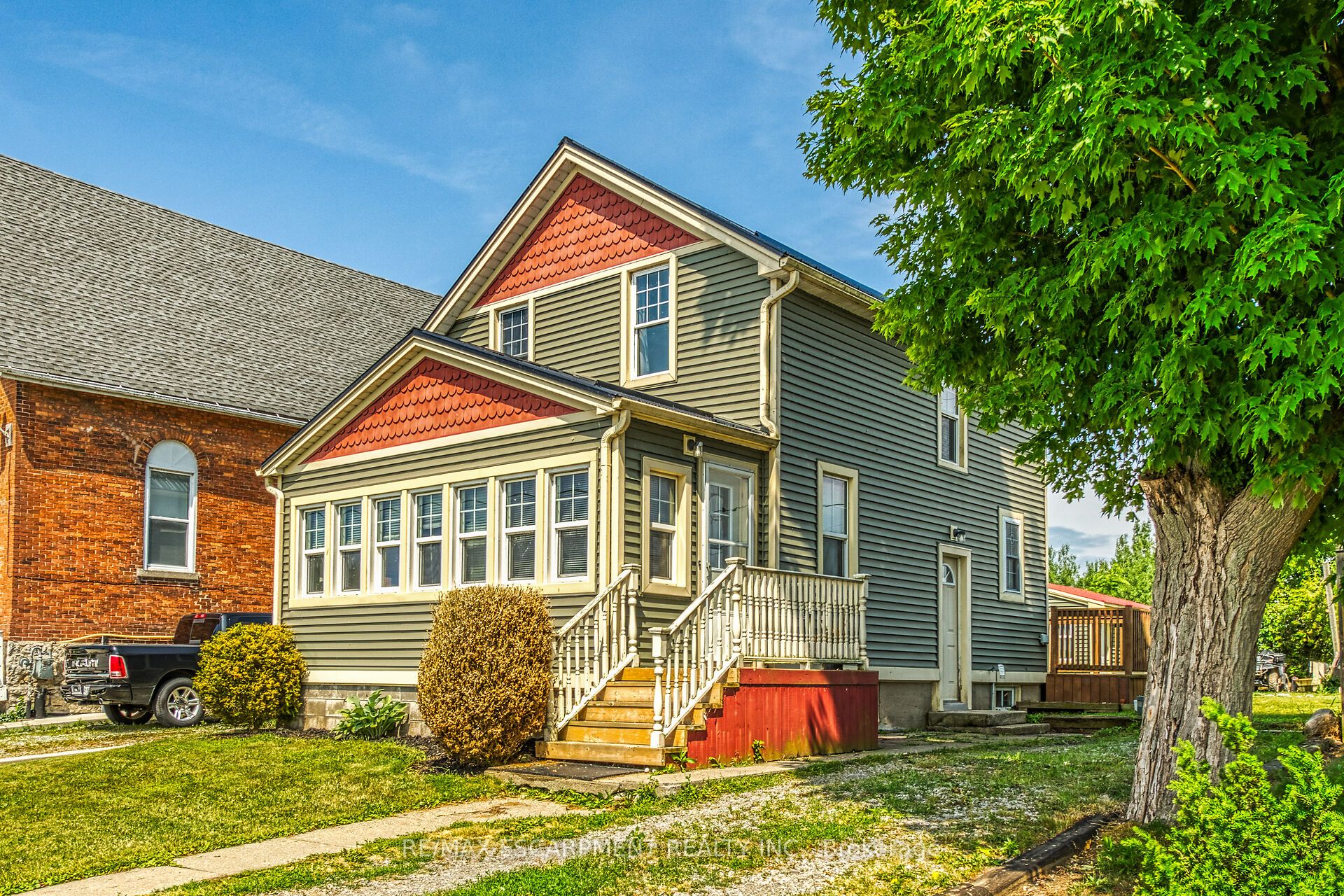 2689 North Shore Drive Property Photo 13