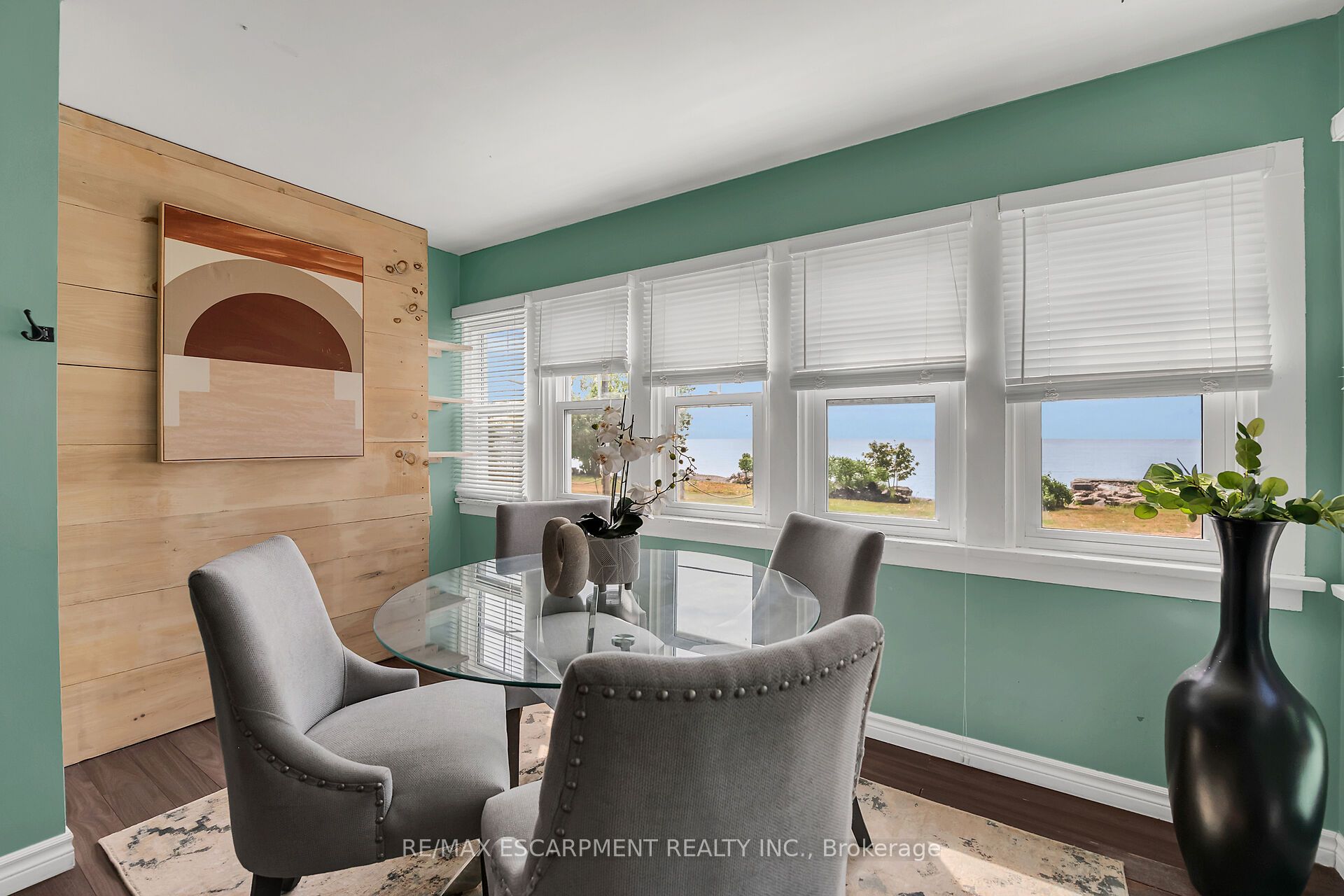 2689 North Shore Drive Property Photo 23