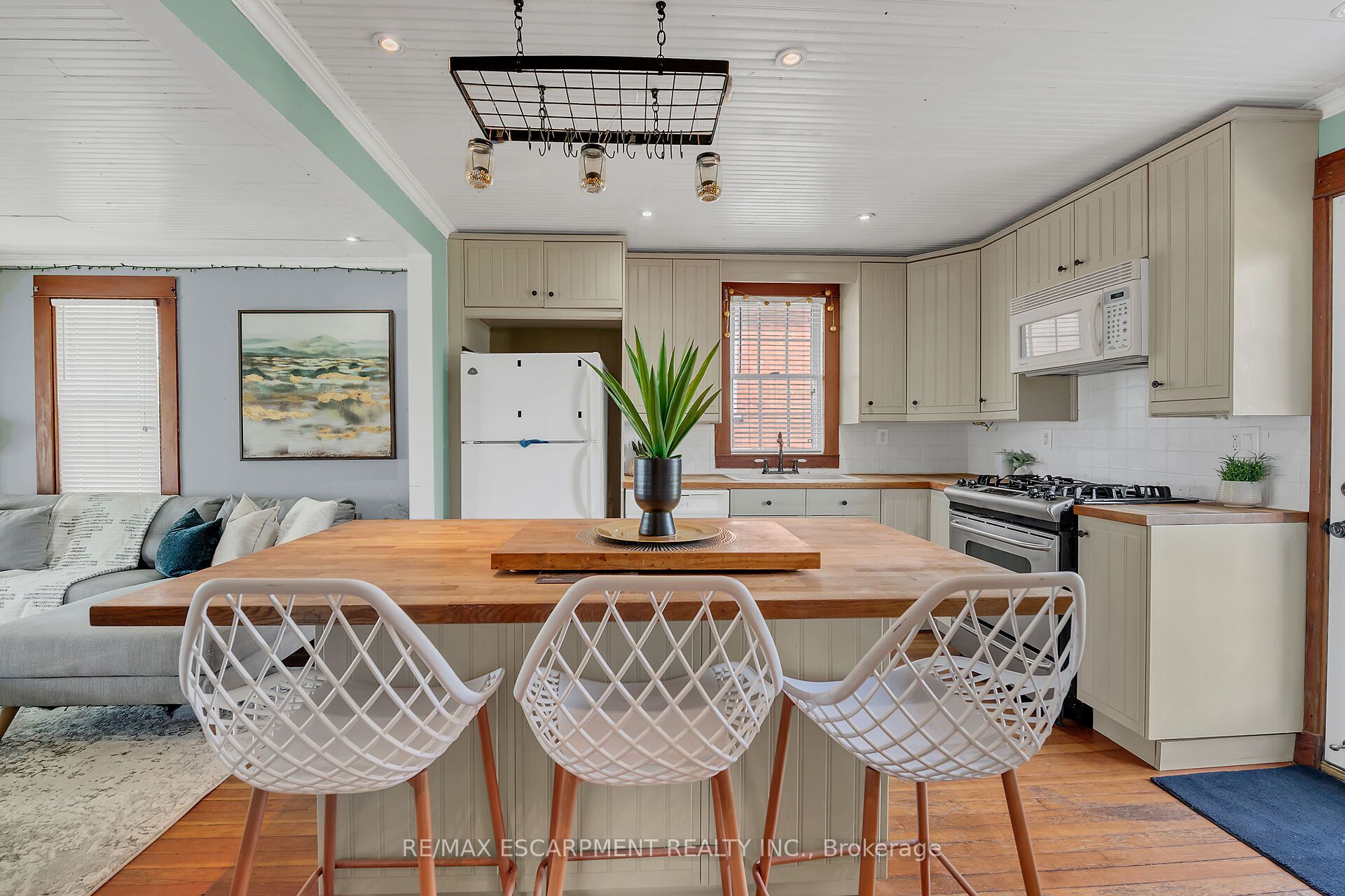 2689 North Shore Drive Property Photo 25