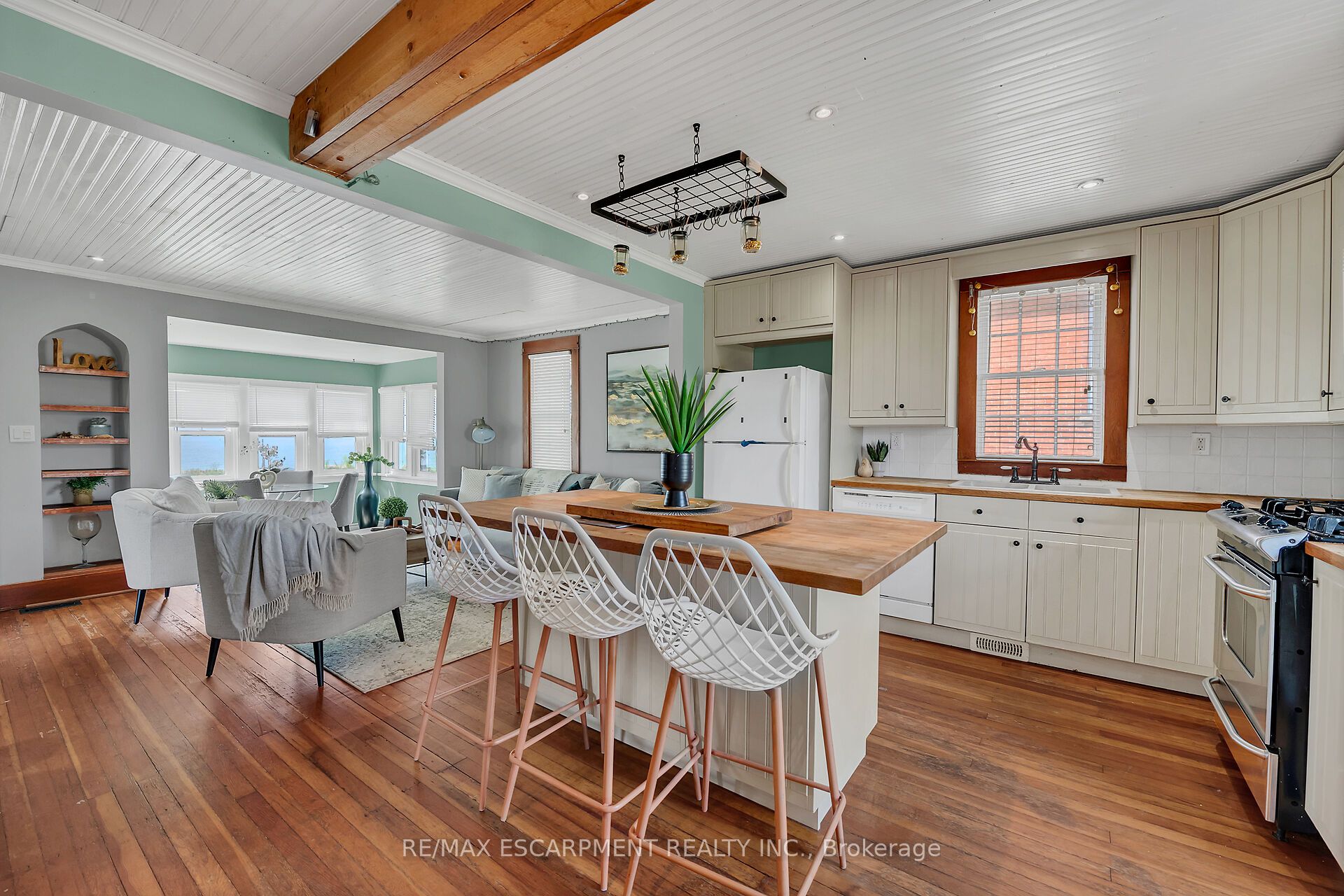 2689 North Shore Drive Property Photo 26