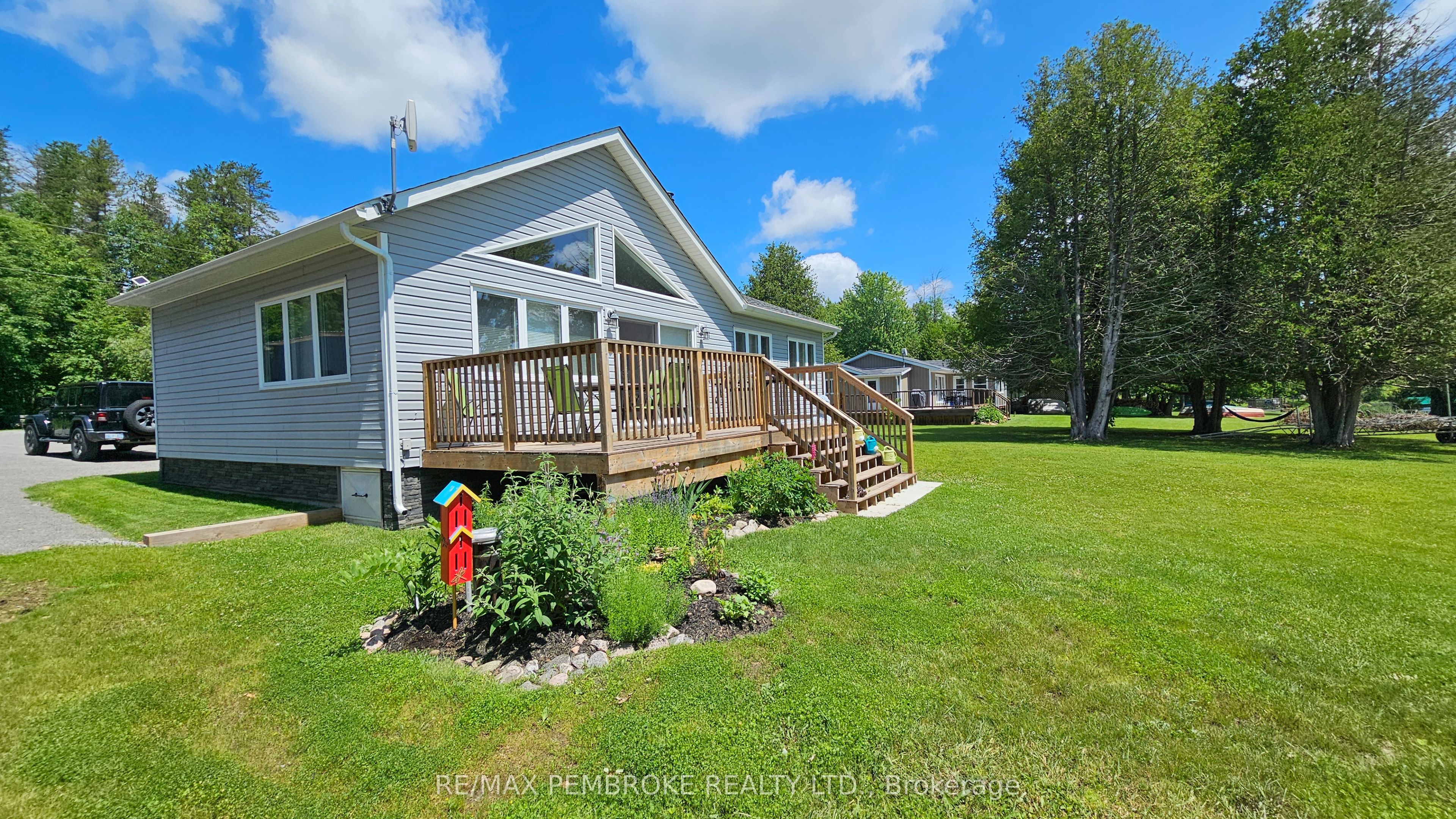 39 Columbine Lane Property Photo 1
