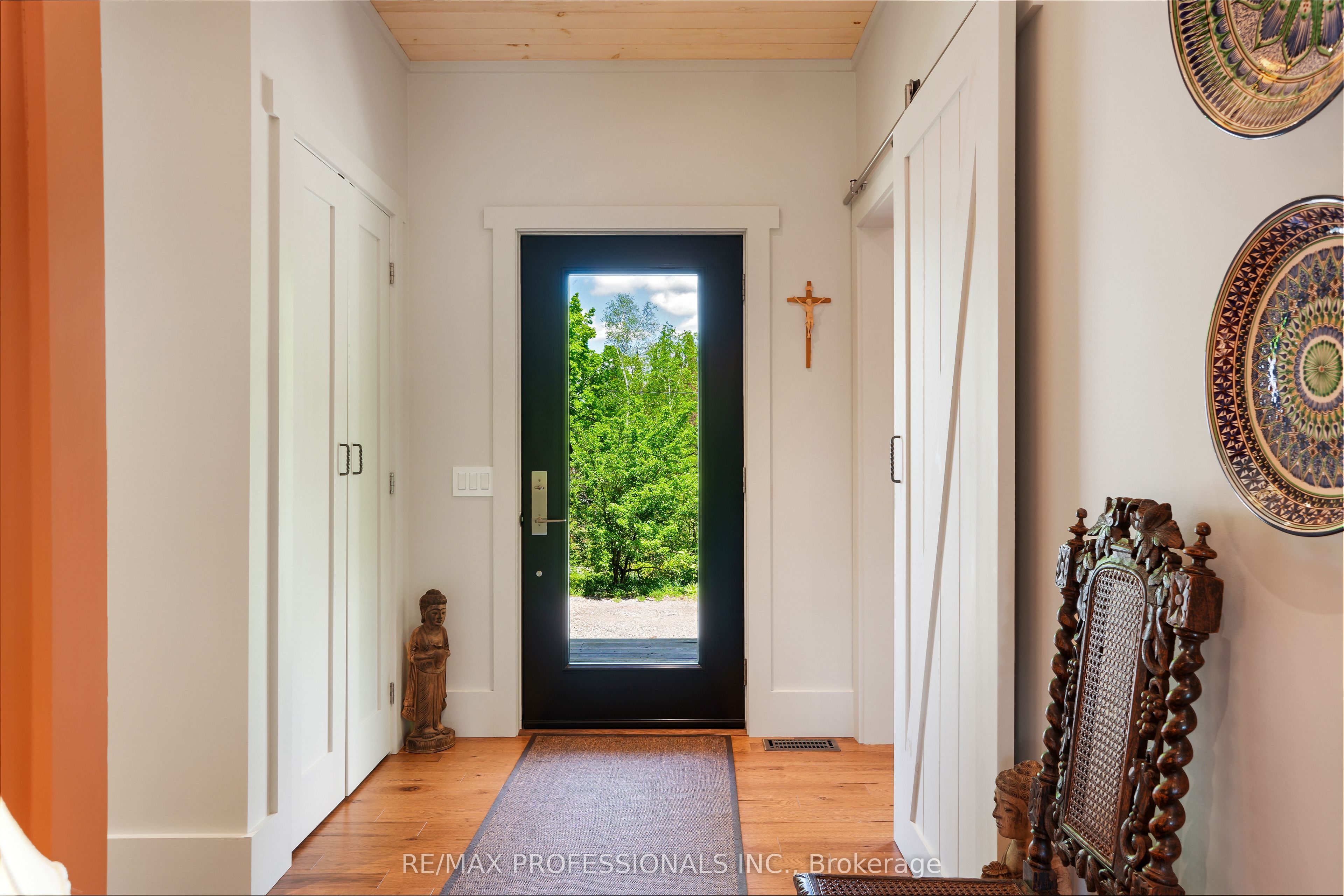 1433 Abrams Road Property Photo 10