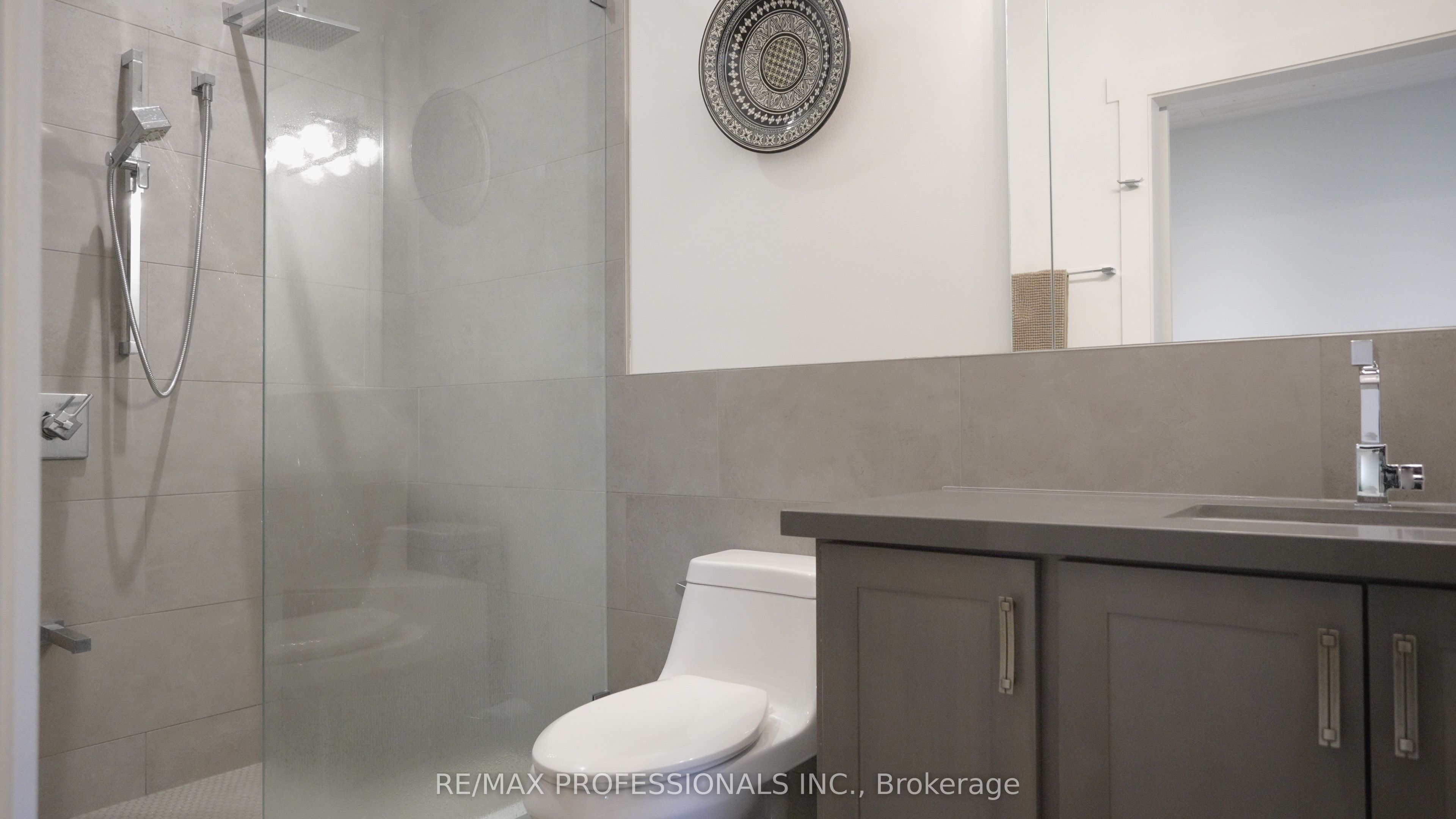 1433 Abrams Road Property Photo 11