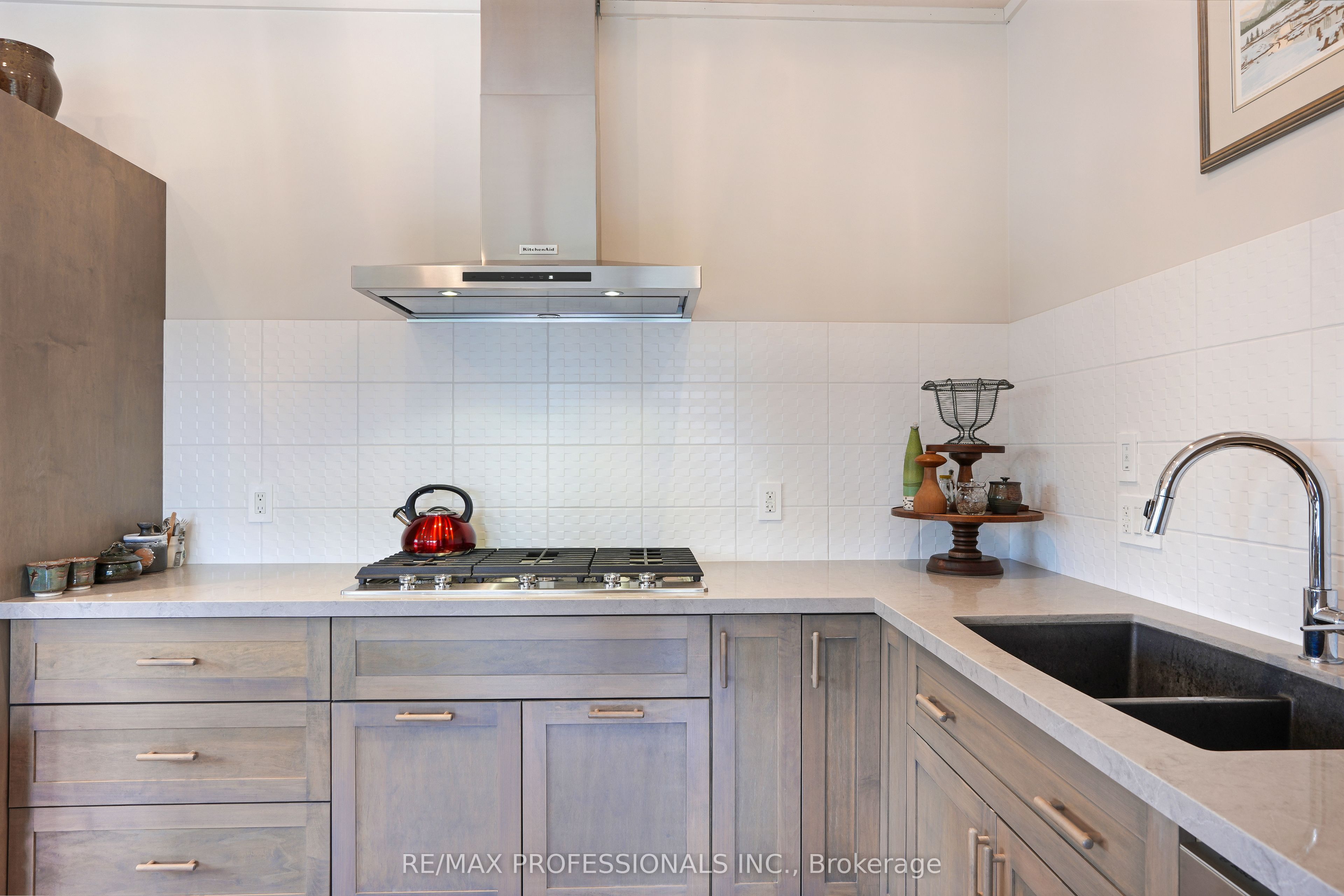 1433 Abrams Road Property Photo 14