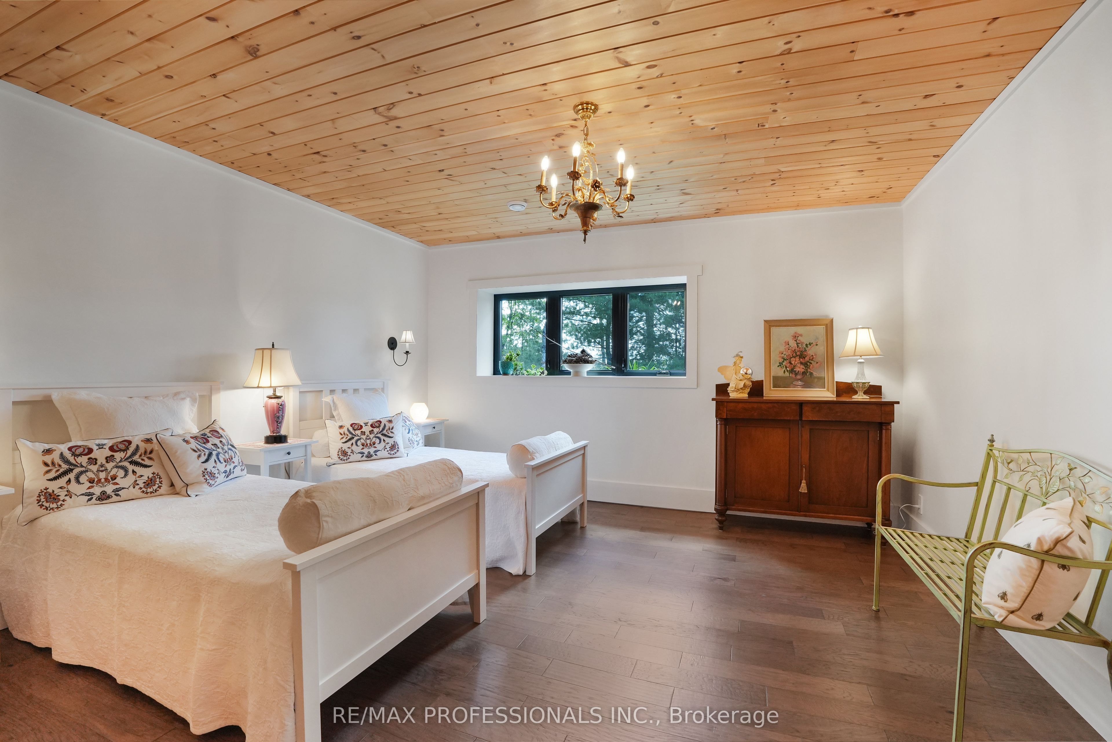 1433 Abrams Road Property Photo 25