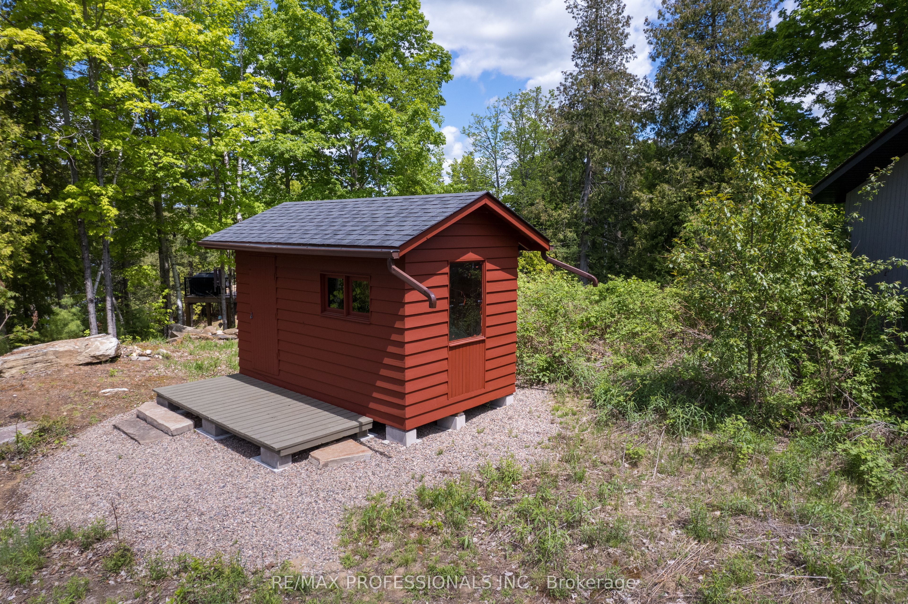 1433 Abrams Road Property Photo 34