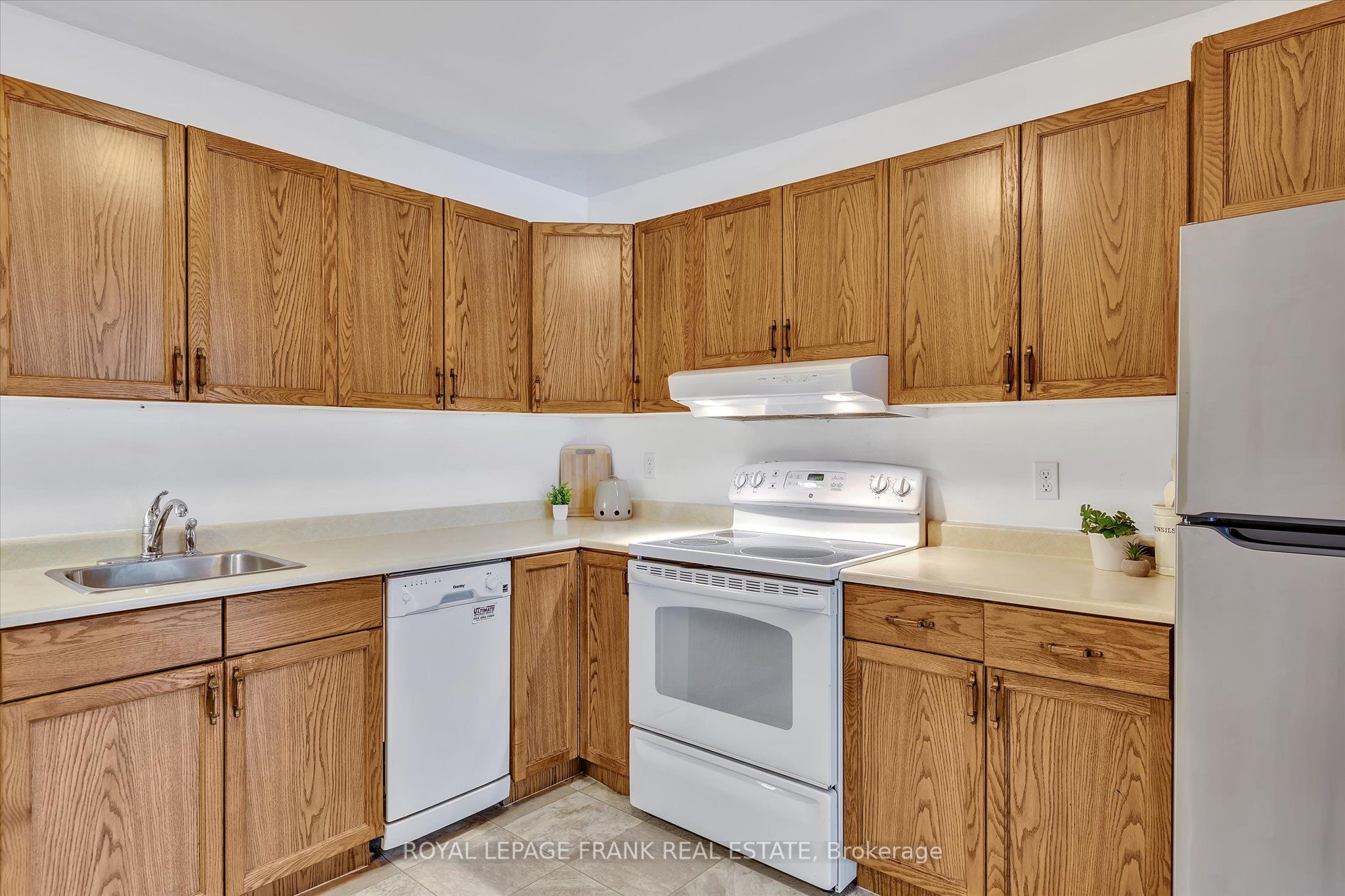 2406 Mountland Drive 201 Property Photo 11