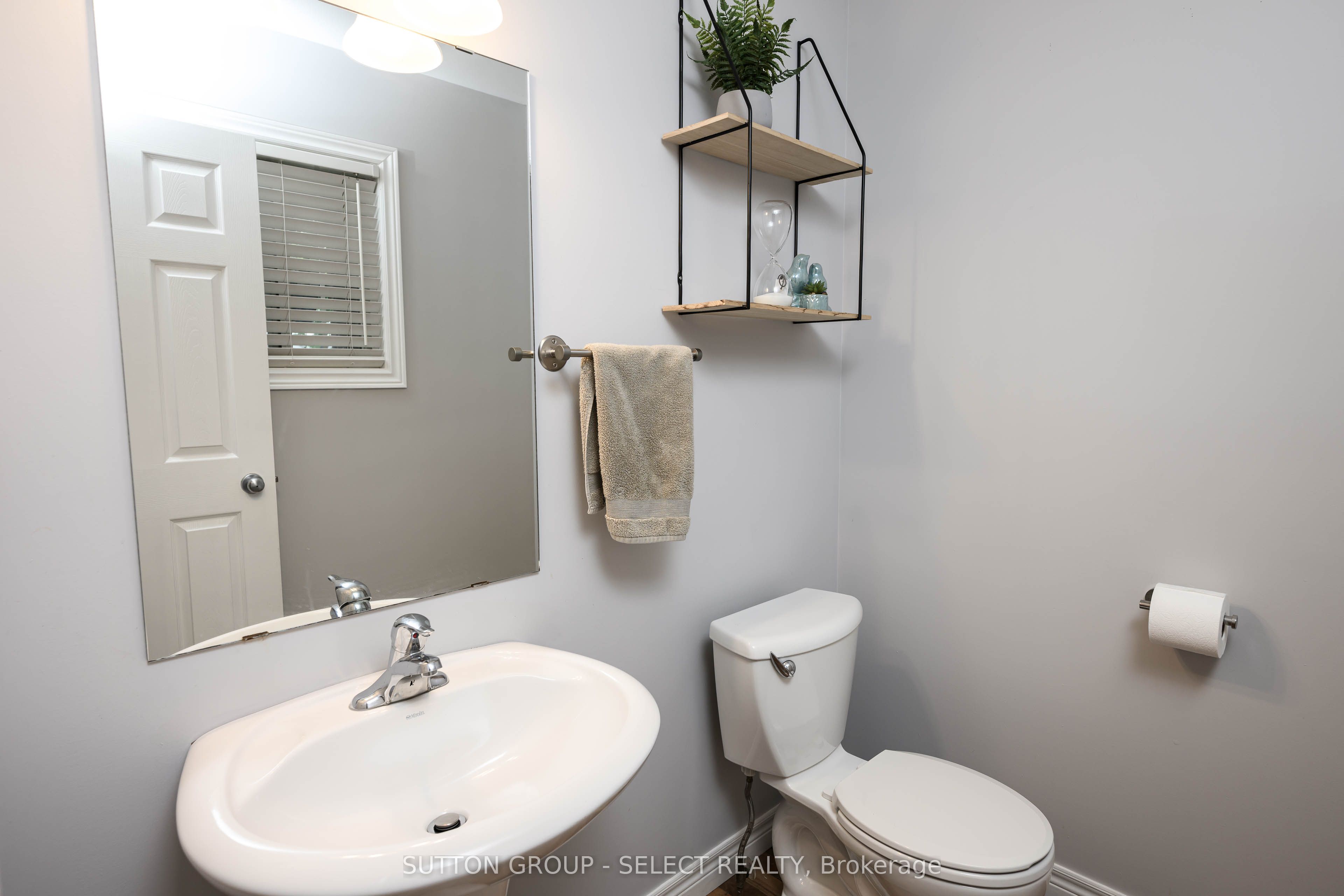 42120 Mcbain Line Property Photo 4