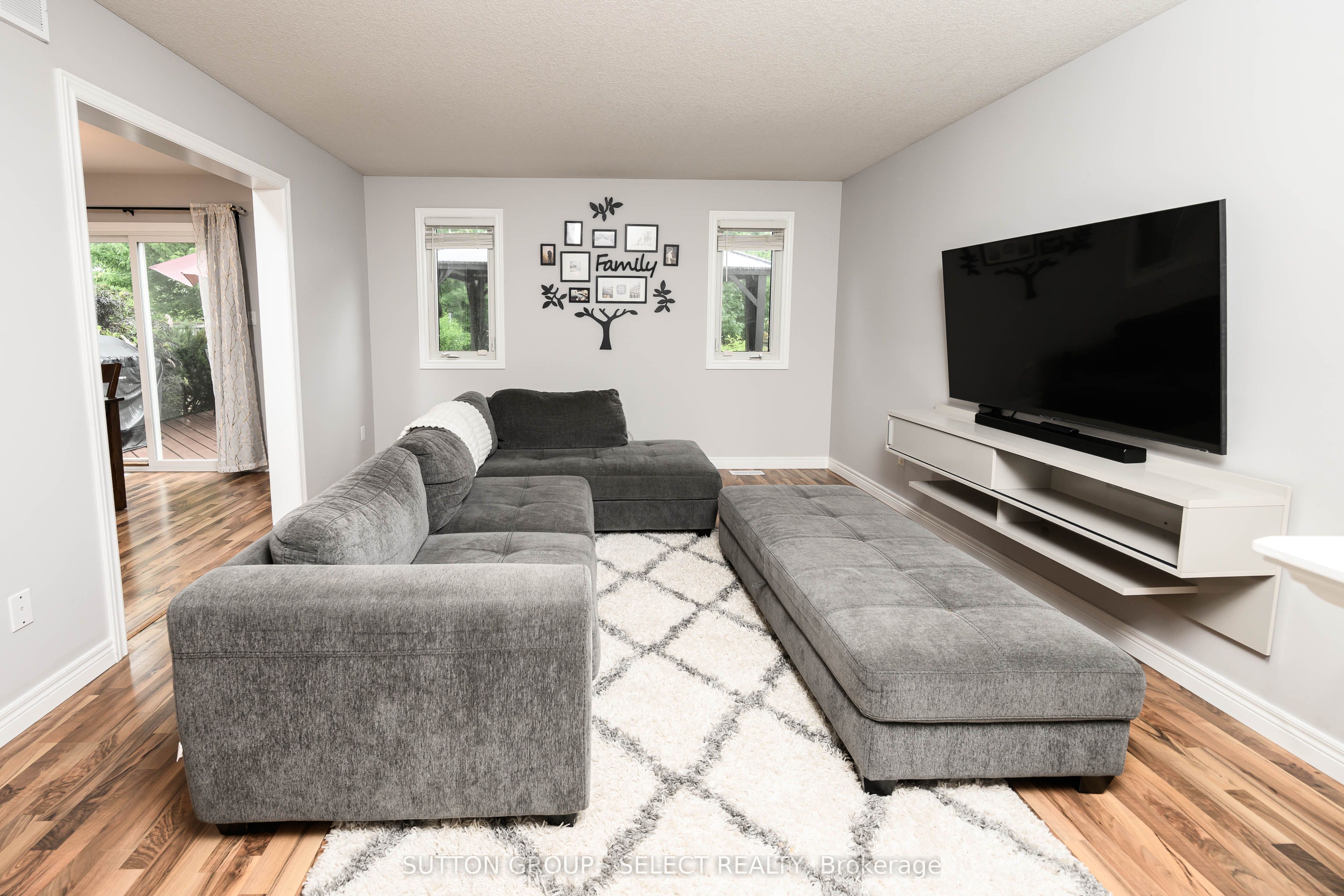 42120 Mcbain Line Property Photo 5