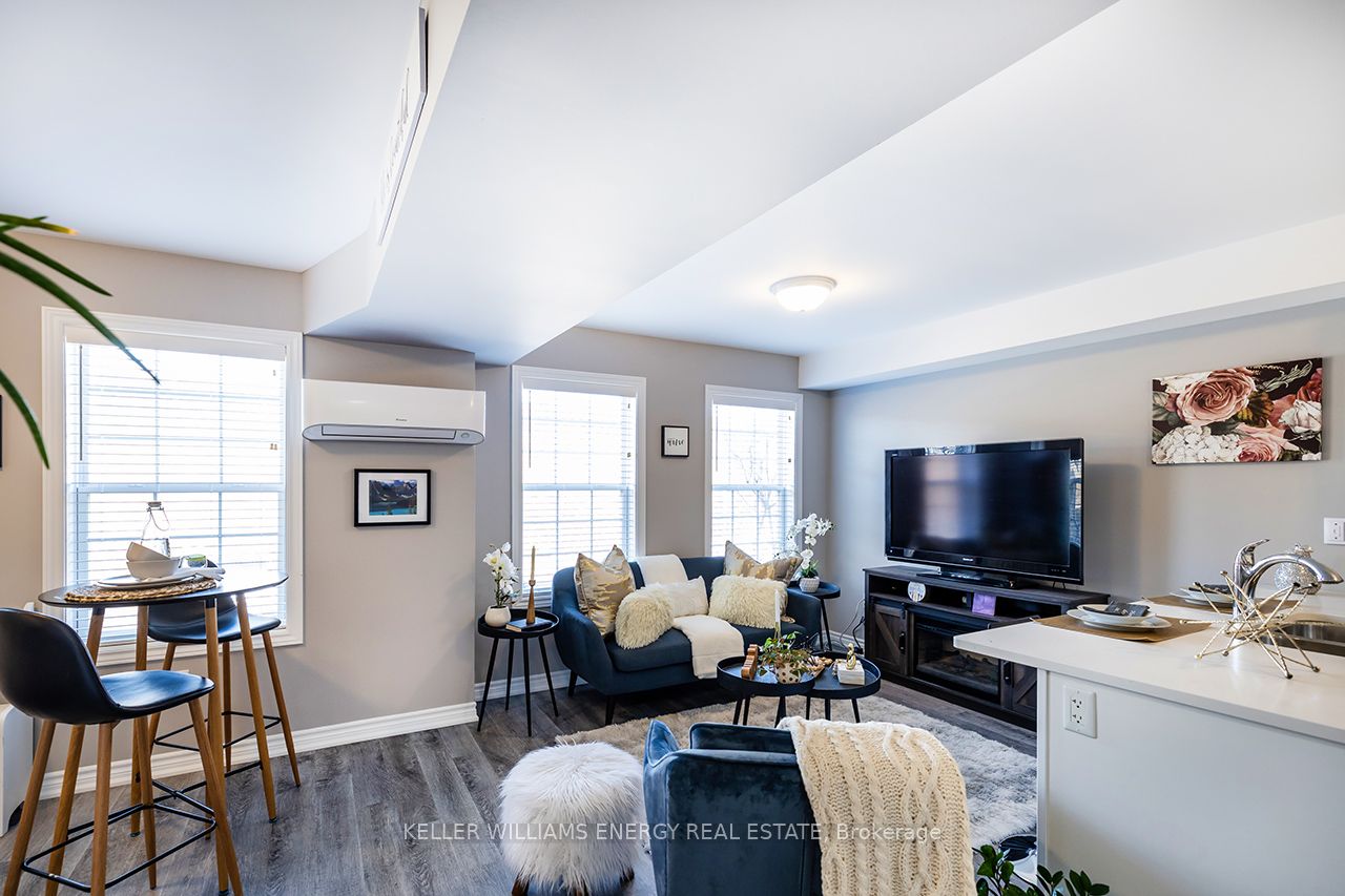 450 Lonsberry Drive 310 Property Photo 9