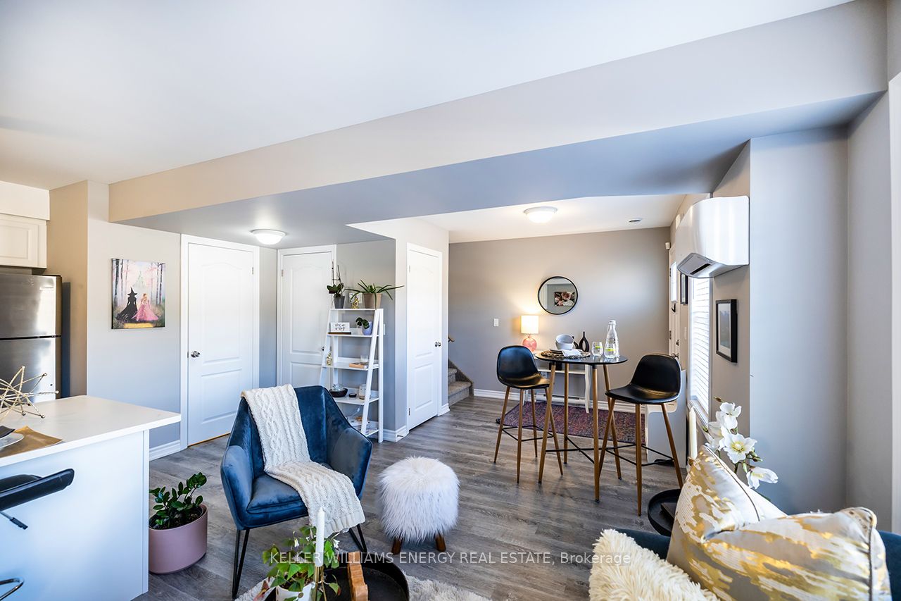 450 Lonsberry Drive 310 Property Photo 12