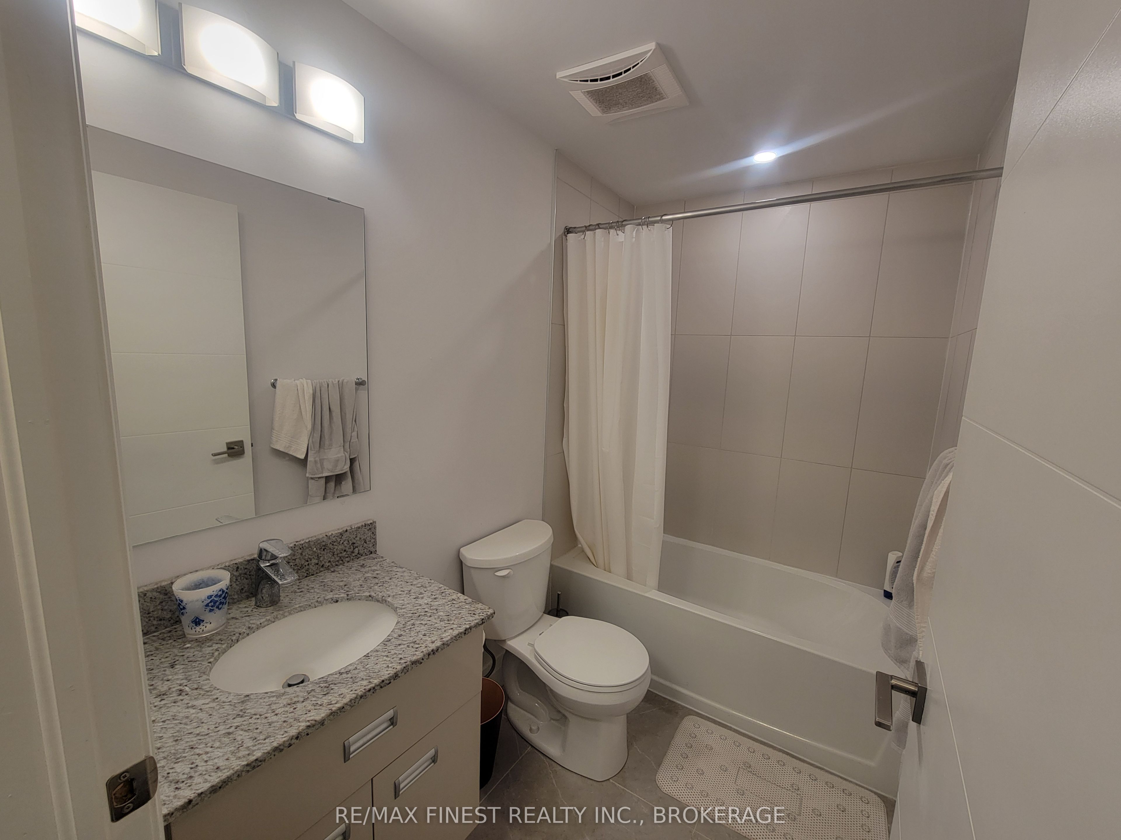 652 Princess Street 622 Property Photo 12