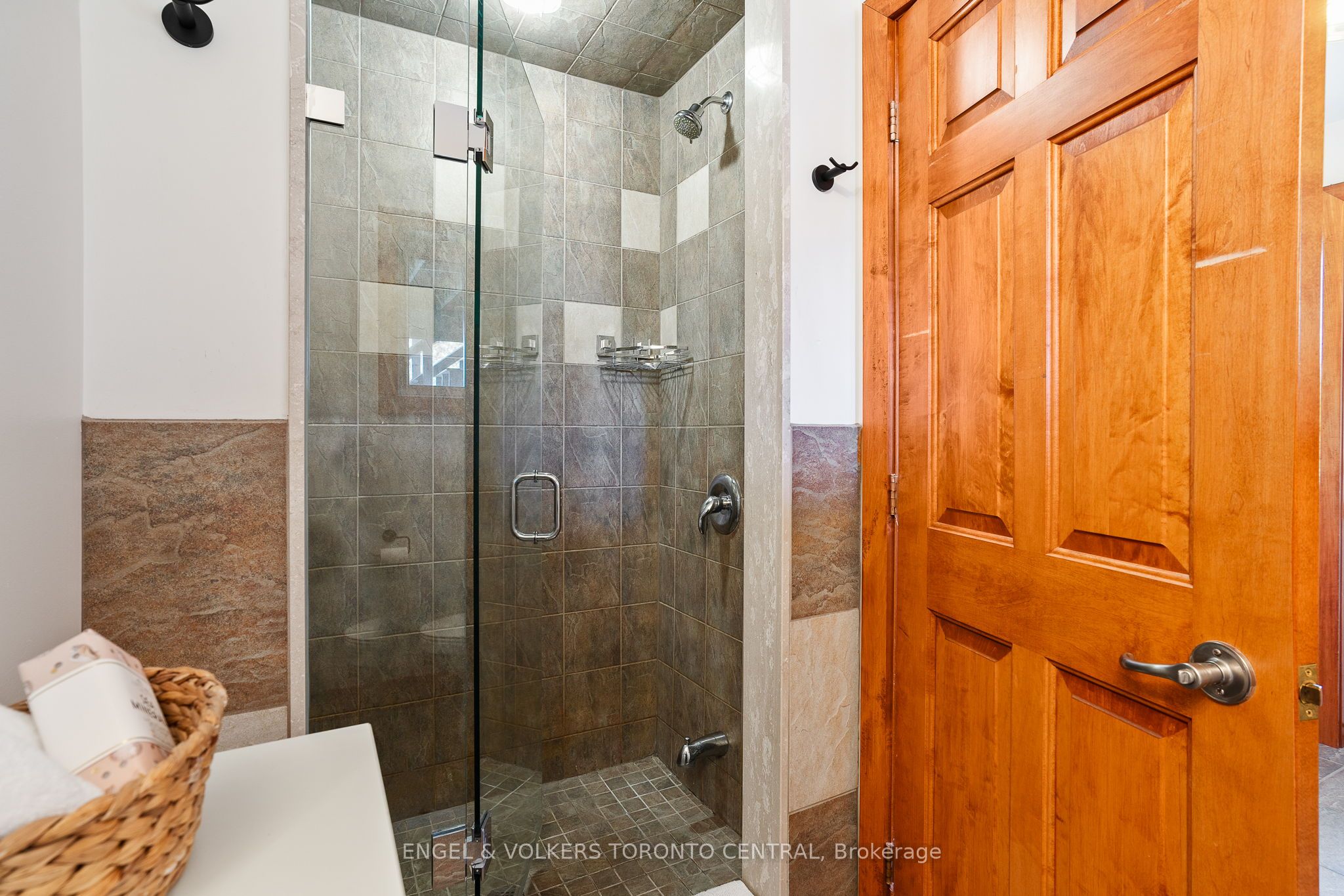 795481 3rd Line Ehs N/a Property Photo 11