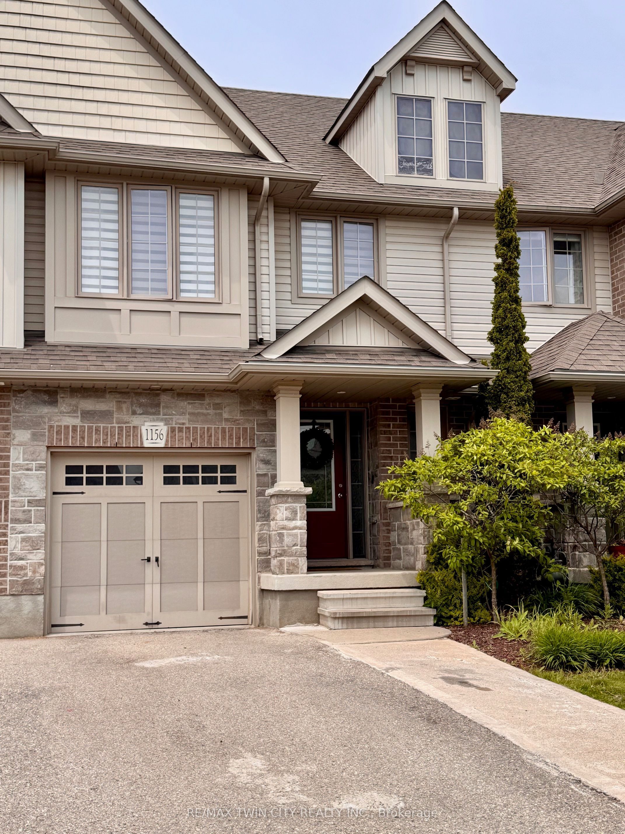 1156 Caen Avenue Property Photo 1