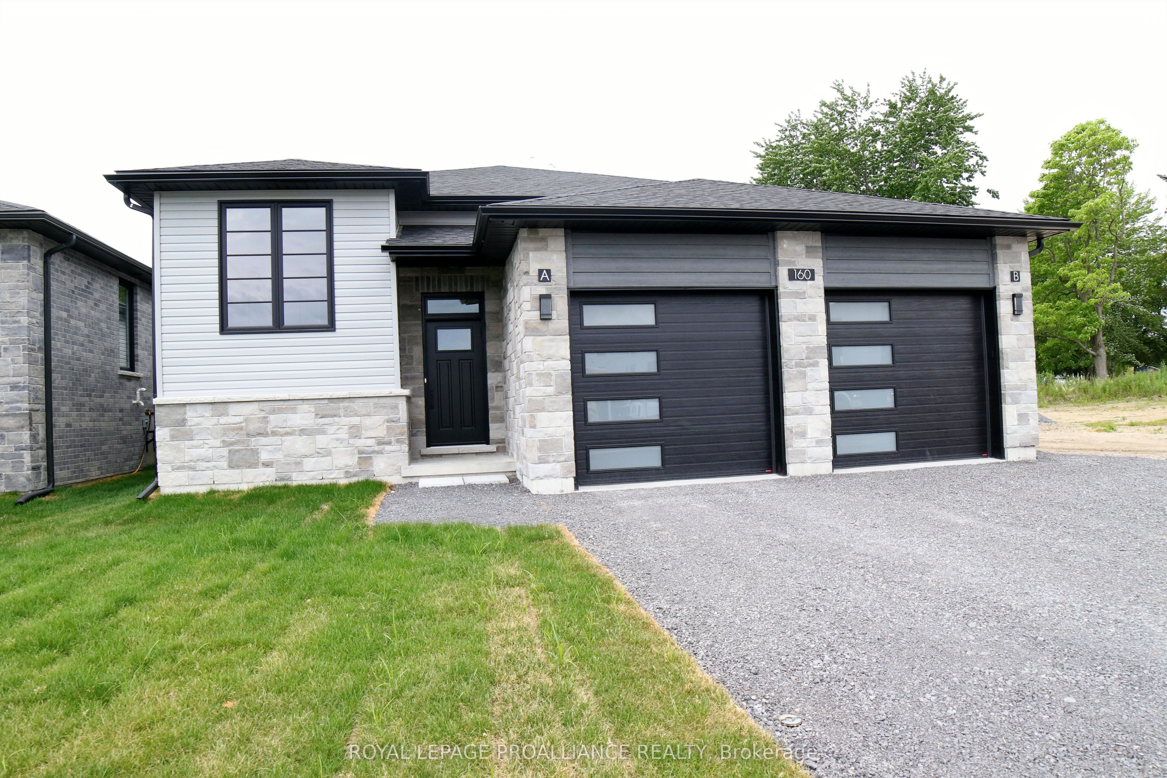 160b Sienna Avenue Property Photo 1