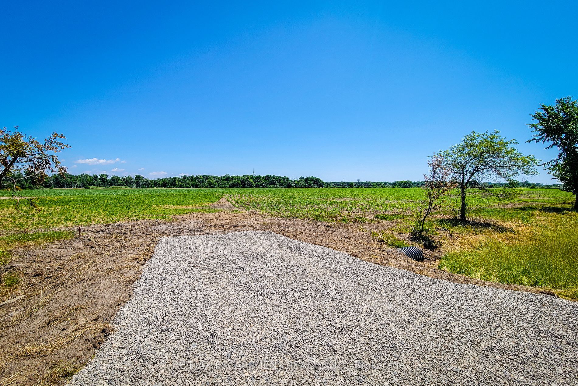 1615 North Shore Drive Property Photo 5