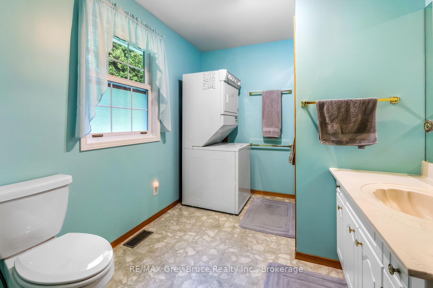 186 Hope Bay Road Property Photo 24