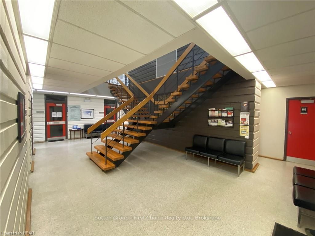 386 Cambria Street 201 Property Photo 4