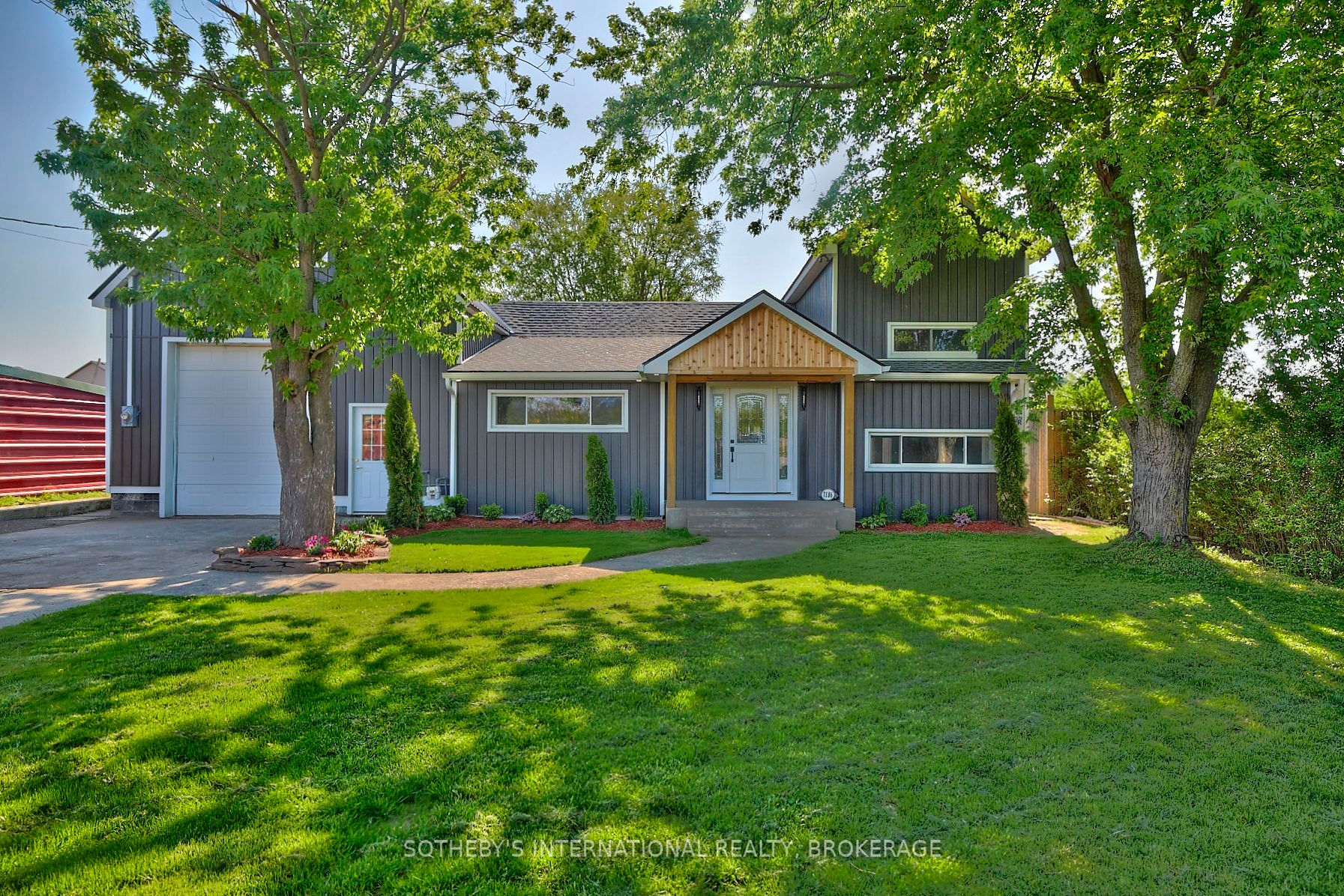 7186 Garner Road Property Photo 1