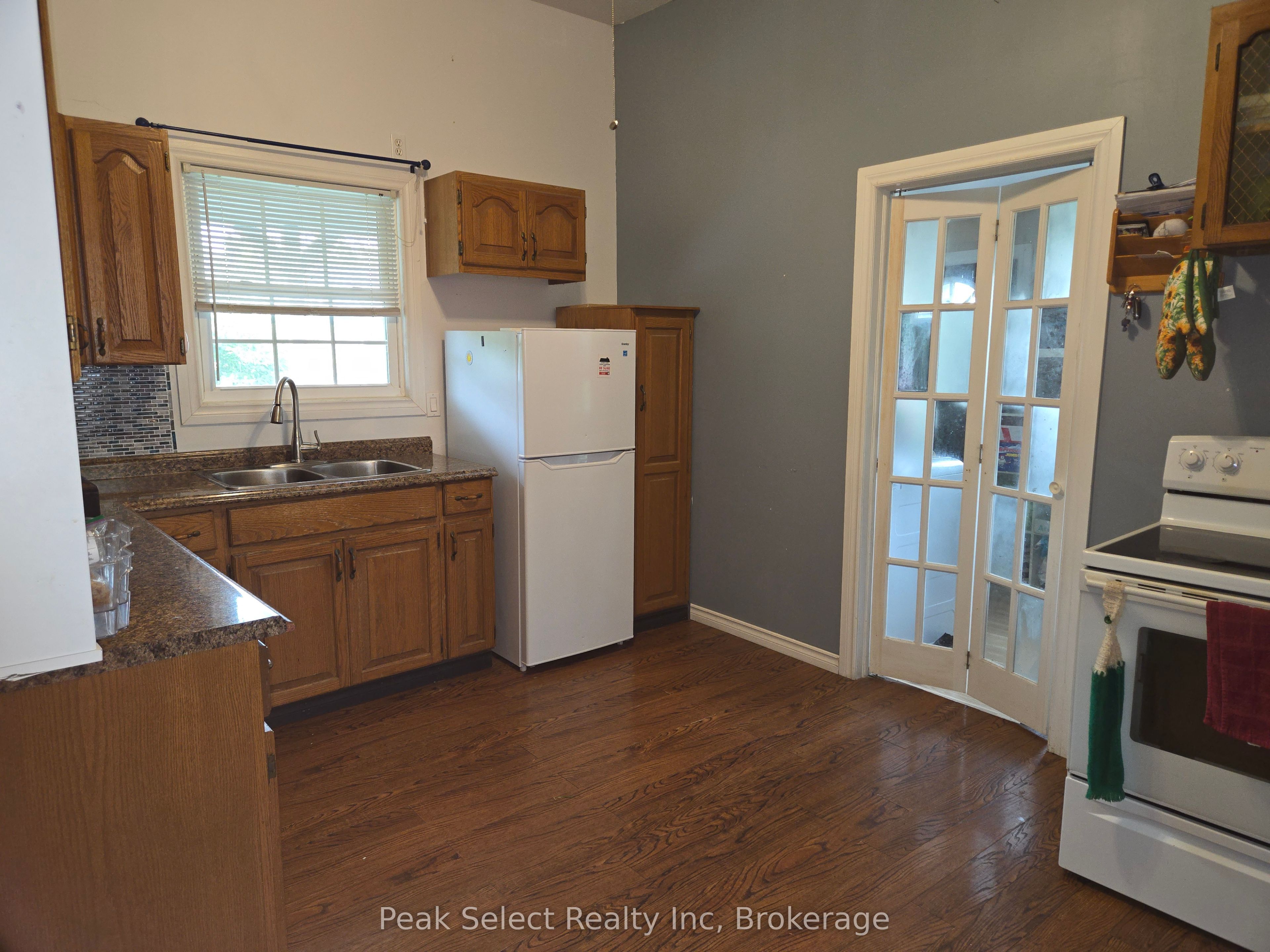 104 Erie Street Property Photo 16